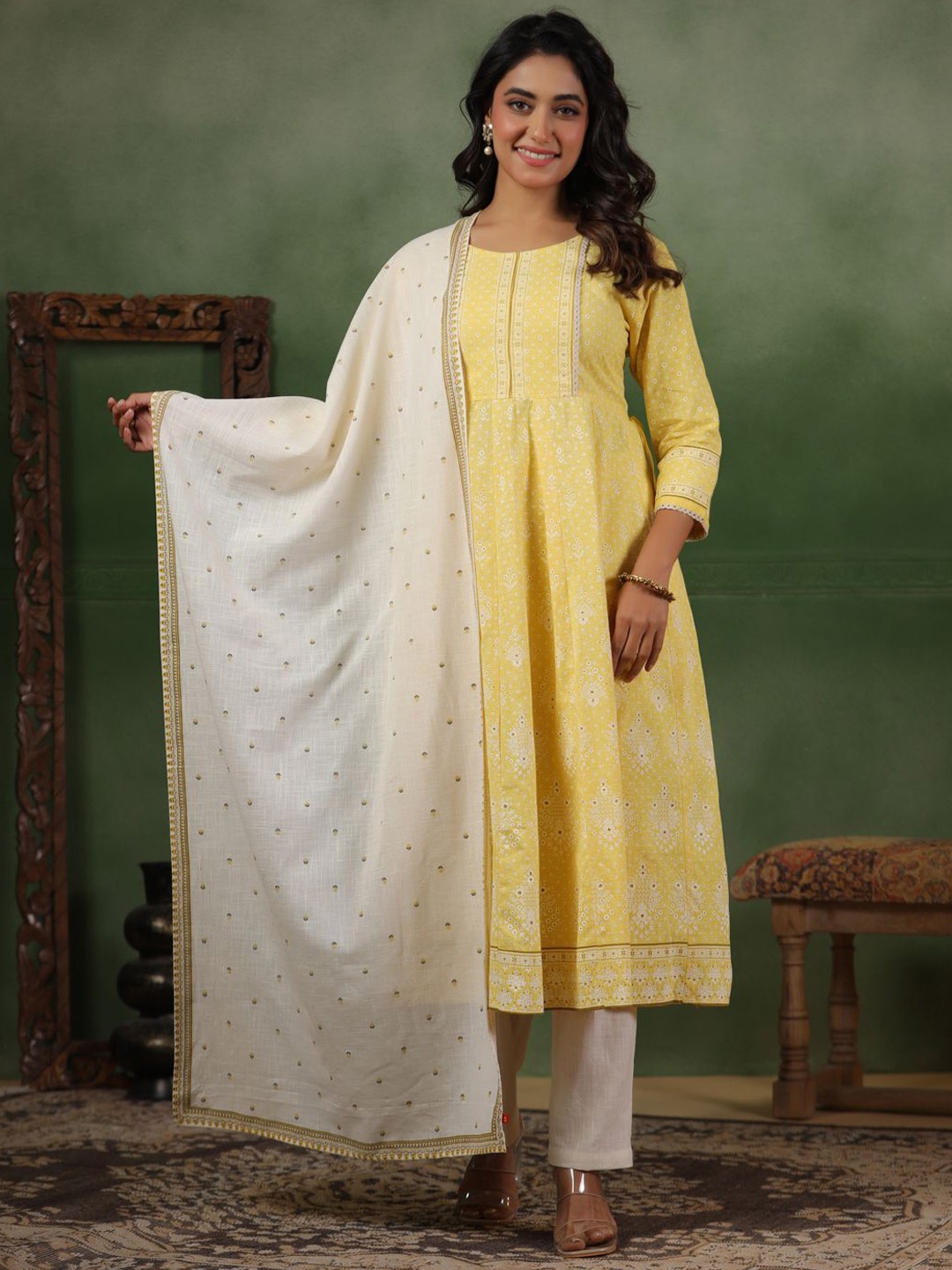 

Span Women Ethnic Motifs Printed Empire Pure Cotton Kurta with Trousers & With Dupatta, Yellow