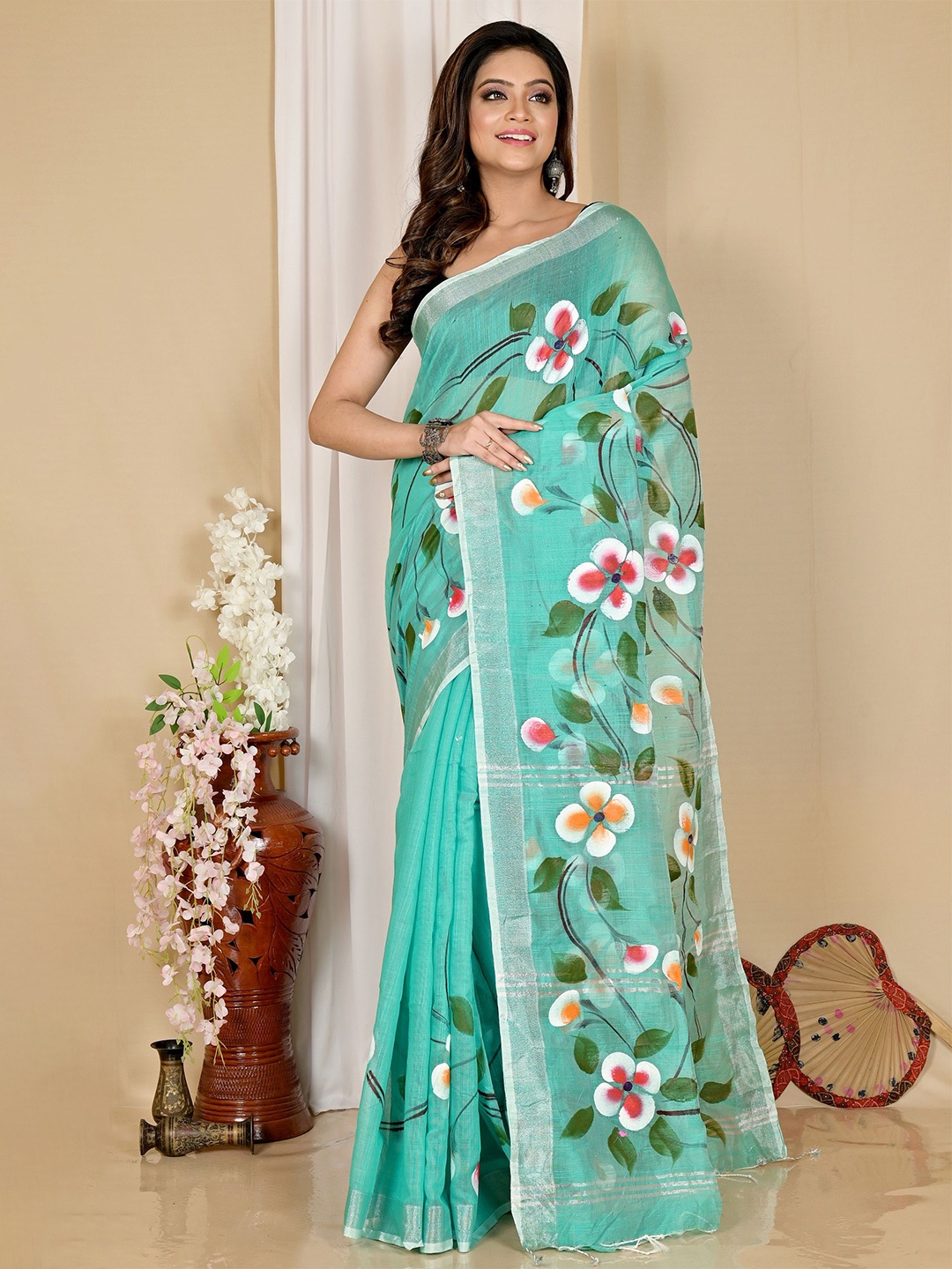 

PuJoy Fl;oral Printed Woven Design Taant Saree, Sea green