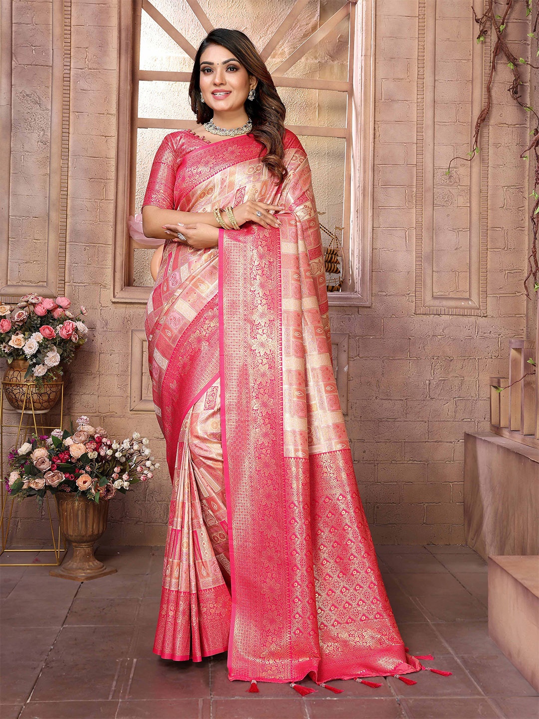 

Vintro Woven Design Zari Pure Silk Banarasi Saree, Pink