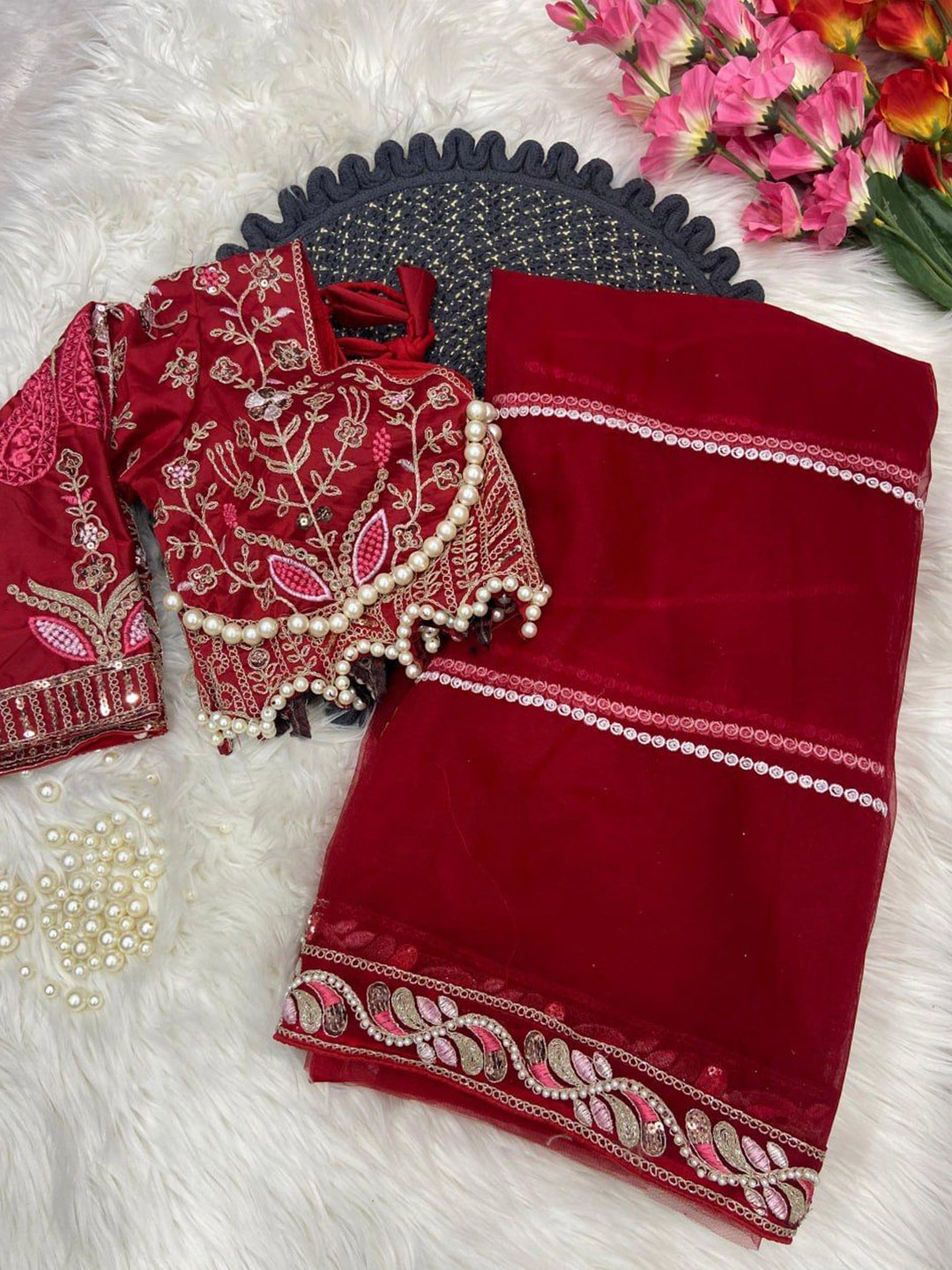 

GRISHU COLLECTION Embellished Beads and Stones Net Saree, Red