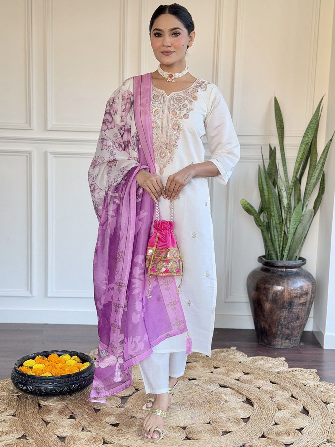 

KAUTIK FABRICS Notch-Neck Floral Embroidered Chanderi Silk Kurta With Trouser And Dupatta, White