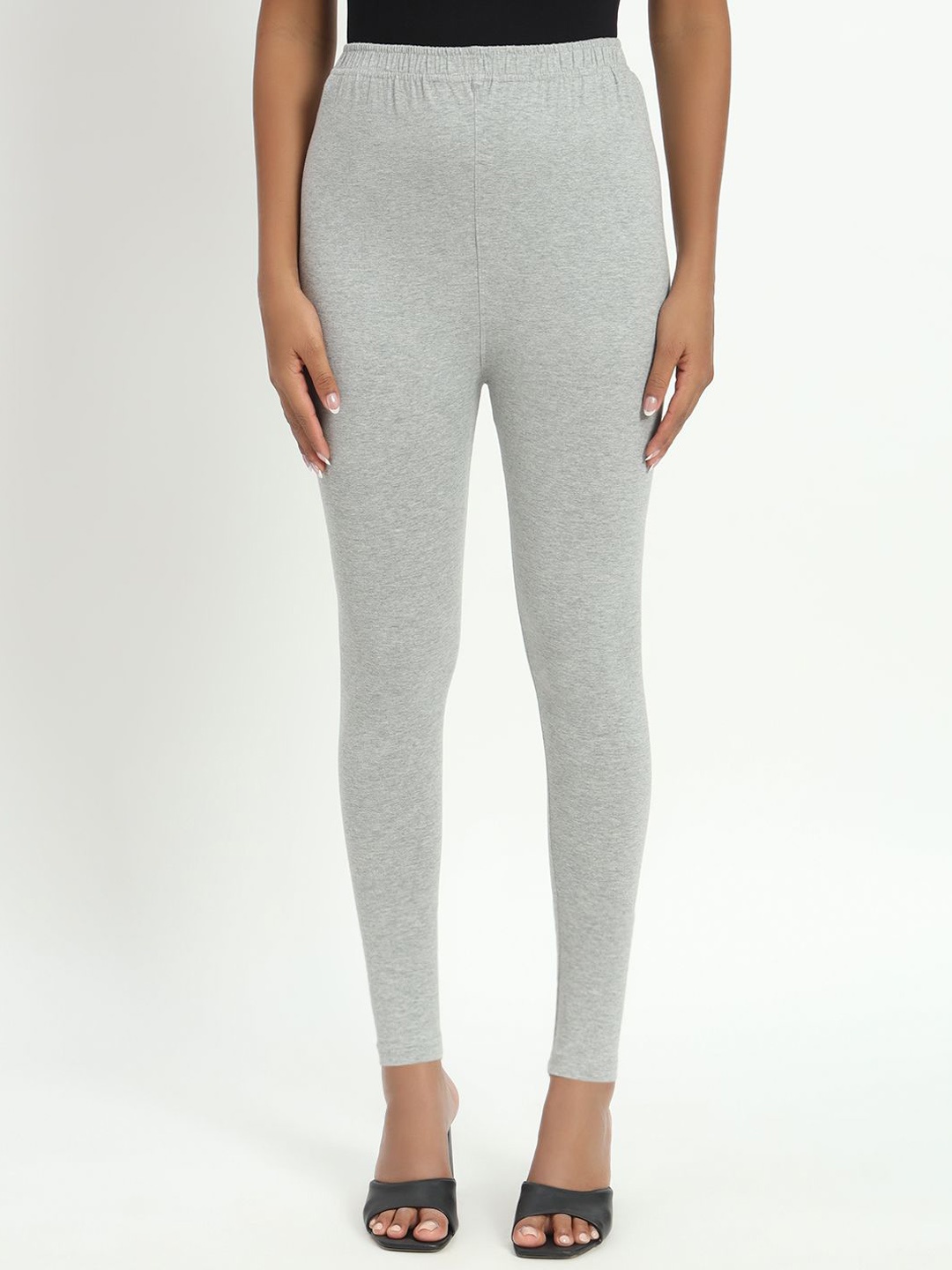 

Thread Plus Women Ankle Length Super Stretchable Solid Cotton Leggings, Grey