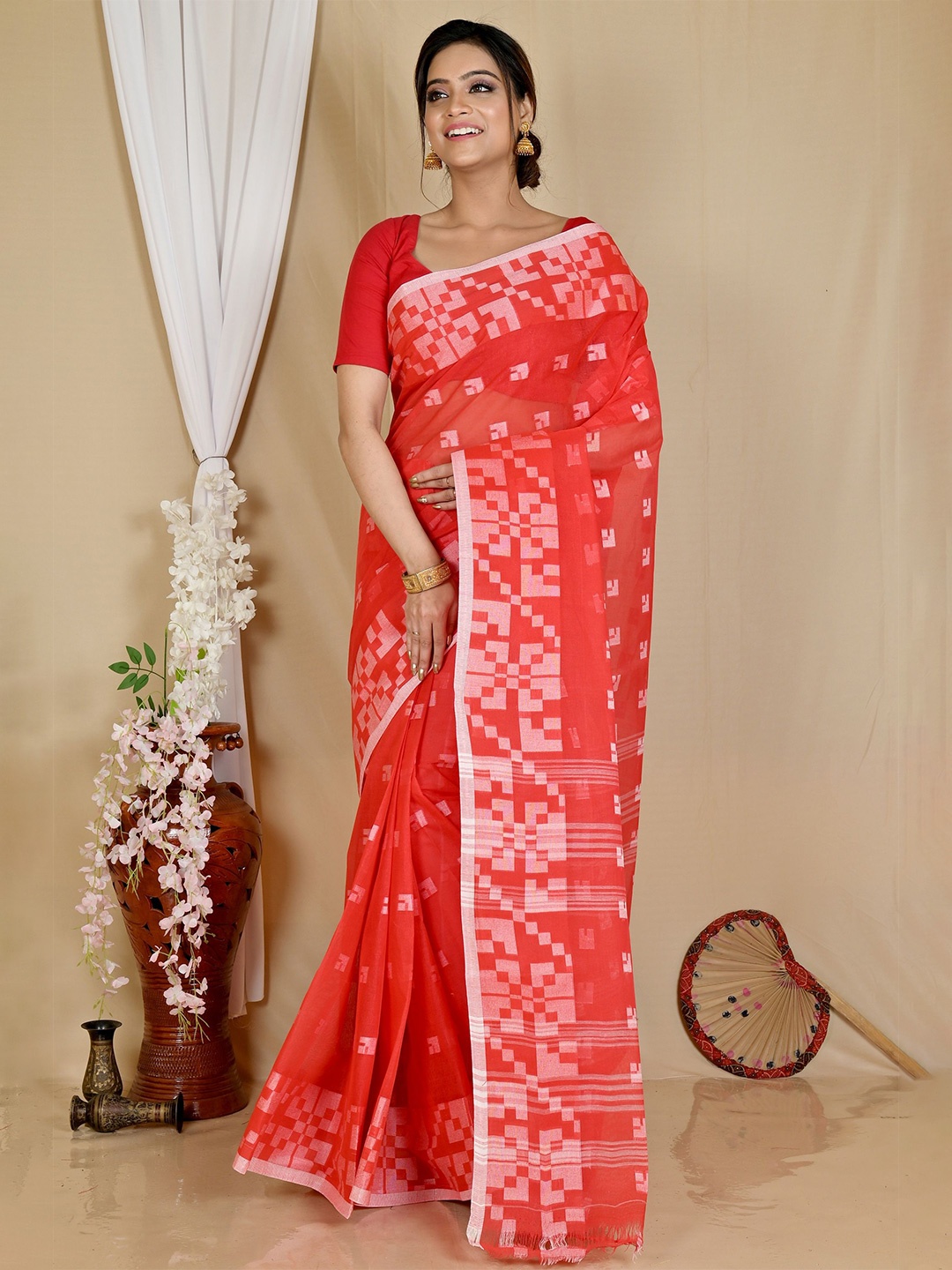 

PuJoy Woven Design Pure Cotton Taant Saree, Red