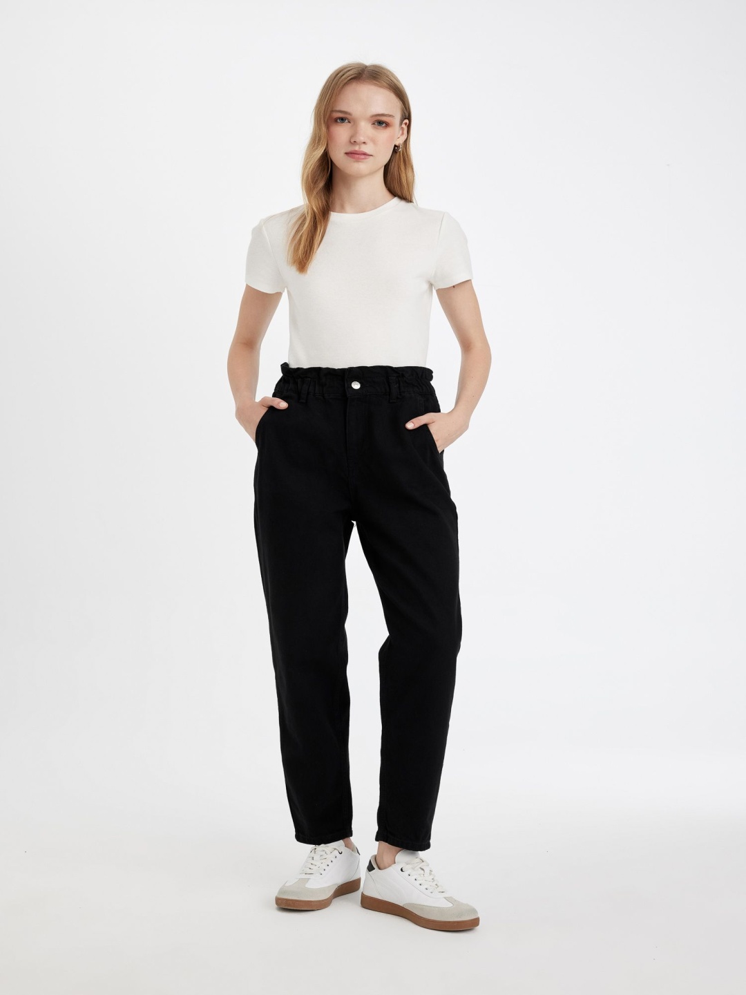 

DeFacto Women Trousers, Na