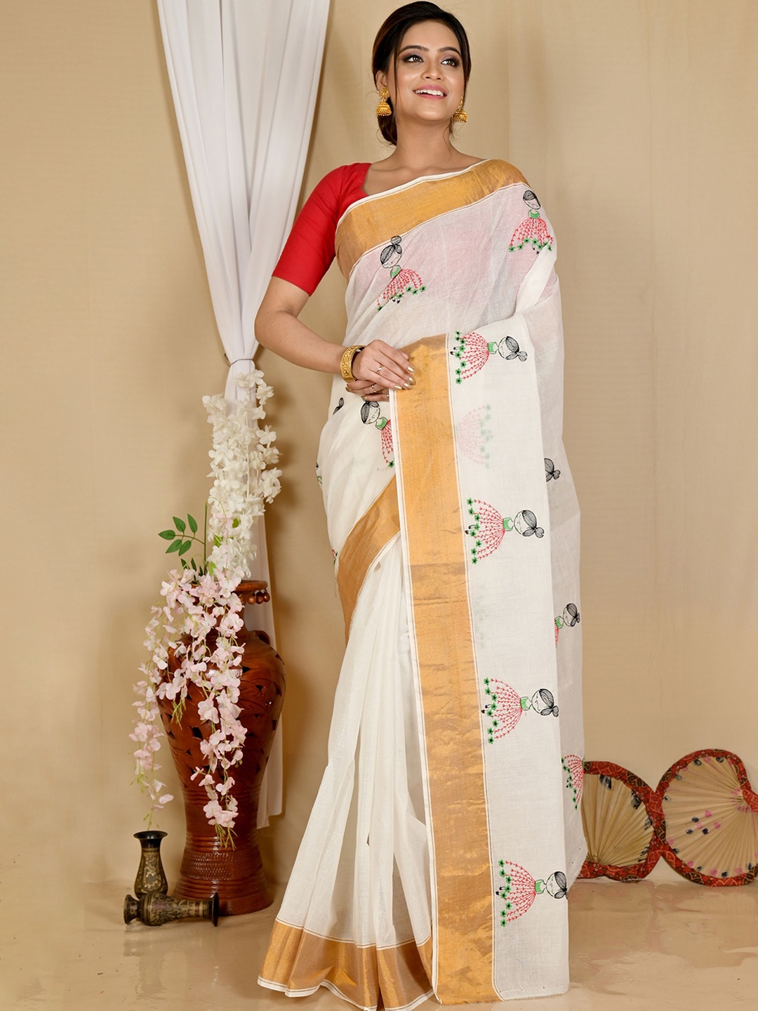 

PuJoy Woven Design Pure Cotton Taant Saree, White