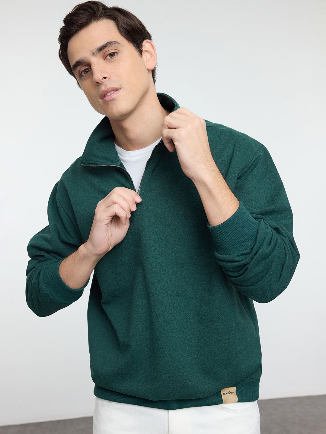 

Trendyol Men Mock Collar Pullover Sweatshirt, Green