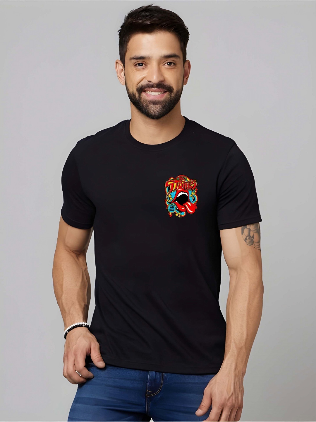 

BOWLIFESTYLE Men Graphic Printed Round Neck Cotton T-shirt, Black