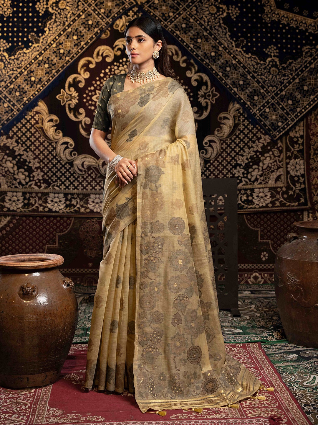 

HEER FASHION Floral Woven Design Pure Cotton Jamdani Saree, Beige