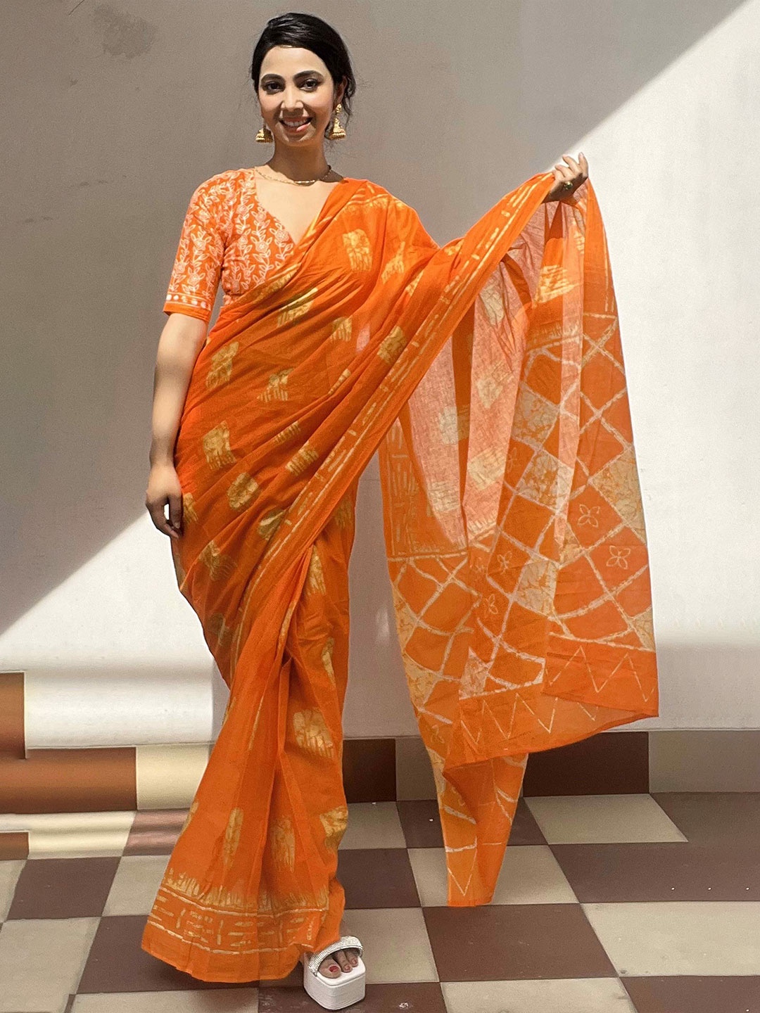 

HERE&NOW Printed Pure Cotton Saree, Orange