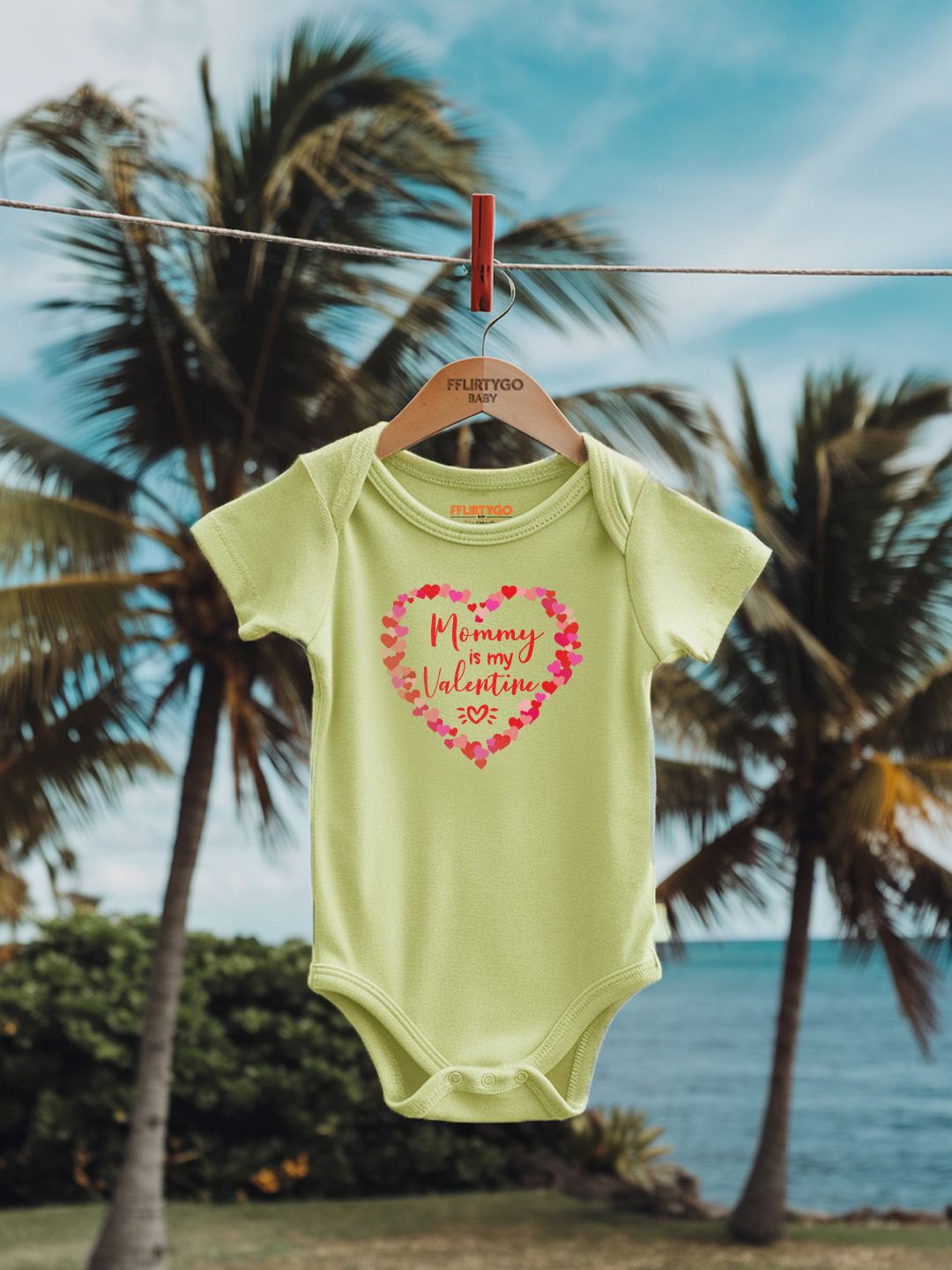 

FFLIRTYGO Infants Valentine Day Printed Cotton Bodysuit, Green