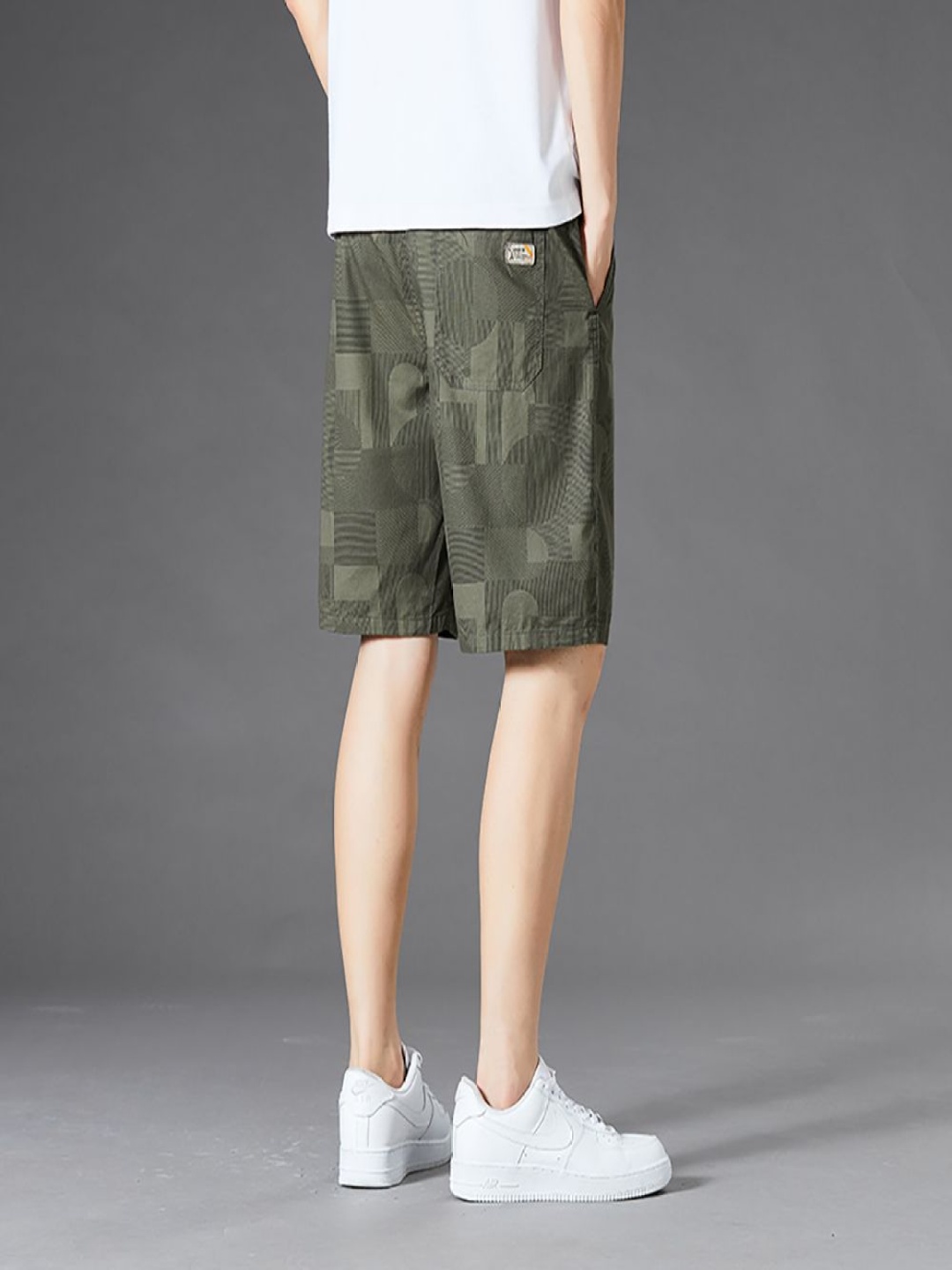 

StyleCast x Revolte Men Printed Shorts, Green