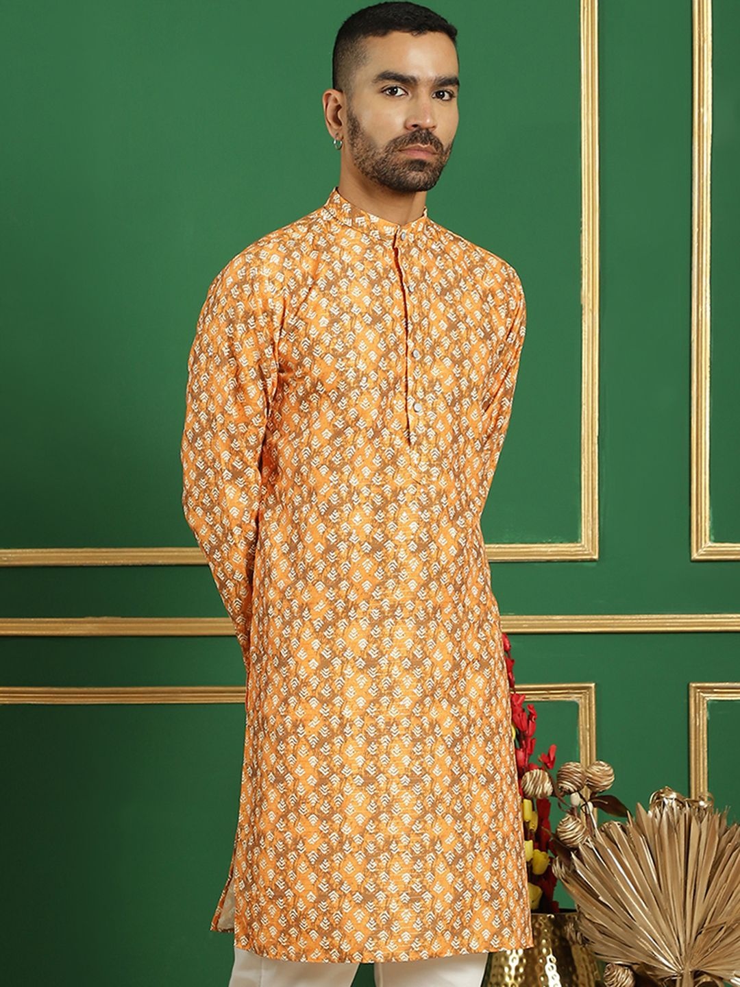 

Anouk Orange Geometric Printed Mandarin Collar Sequinned Pure Cotton Straight Kurta