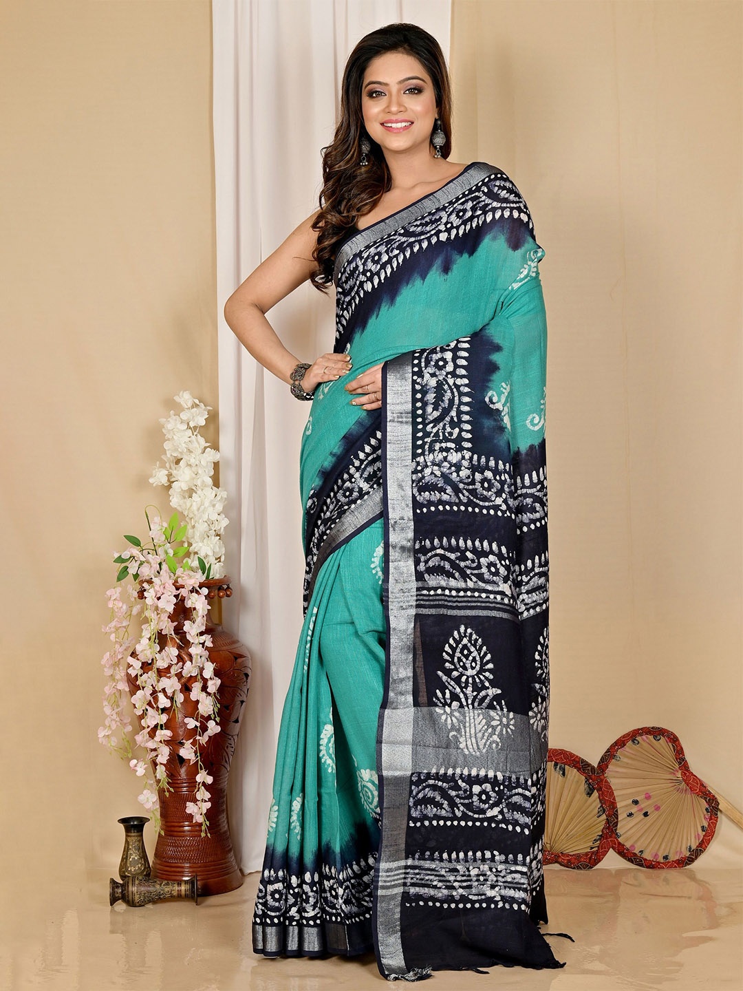 

PuJoy Pure Cotton Batik Printed Taant Saree, Blue