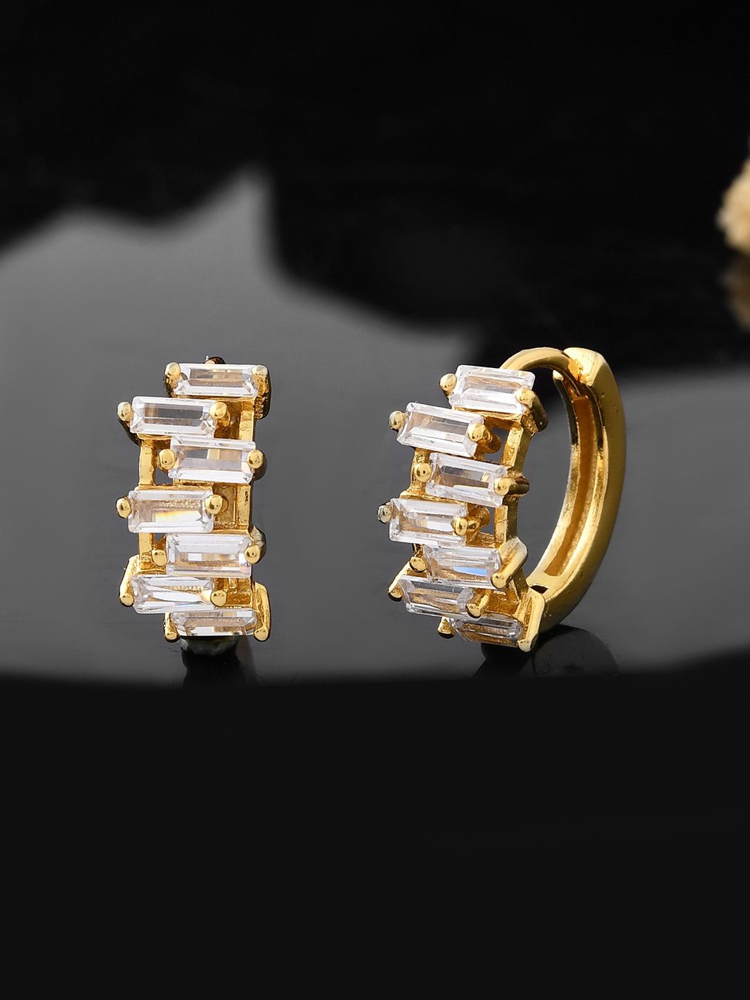 

Voylla Classic Hoop Earrings, Gold