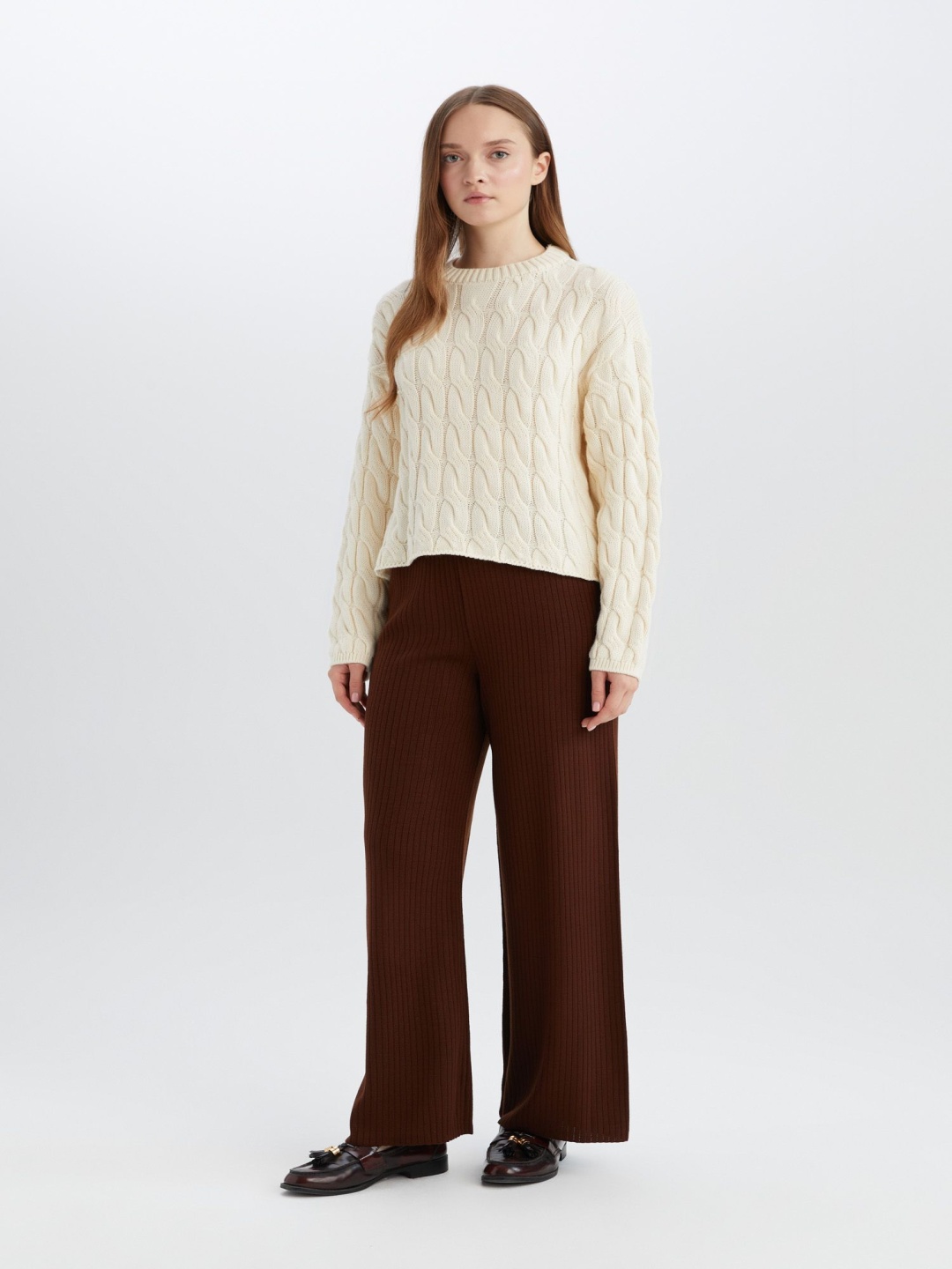 

DeFacto Women Mid-Rise Parallel Trousers, Brown