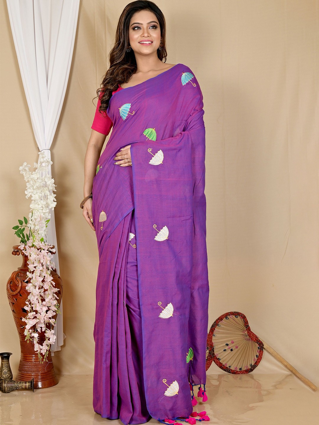 

PuJoy Embroidered Pure Cotton Handloom Taant Saree, Purple