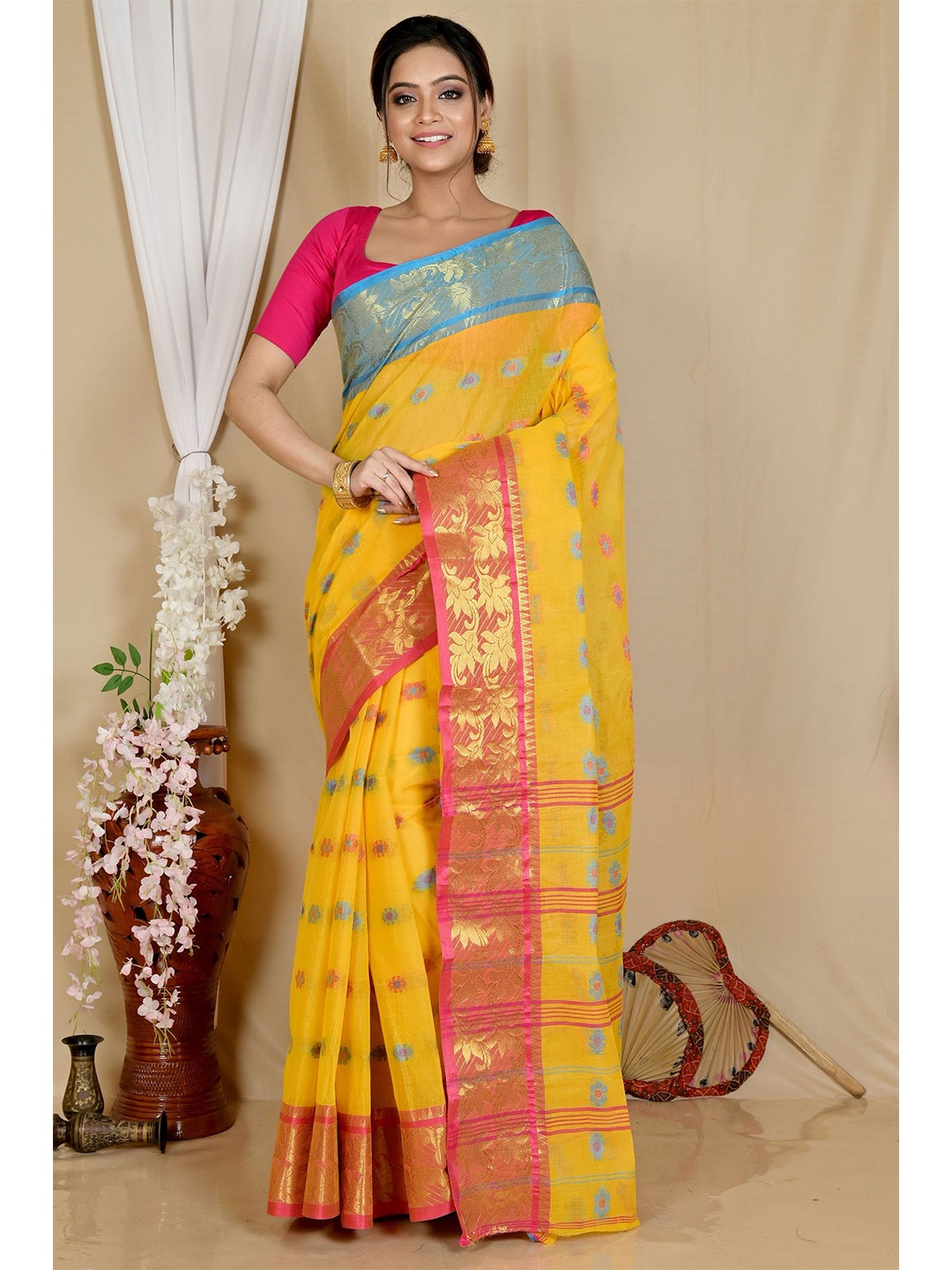 

DipDiya Woven Design Zari Pure Cotton Taant Saree, Yellow
