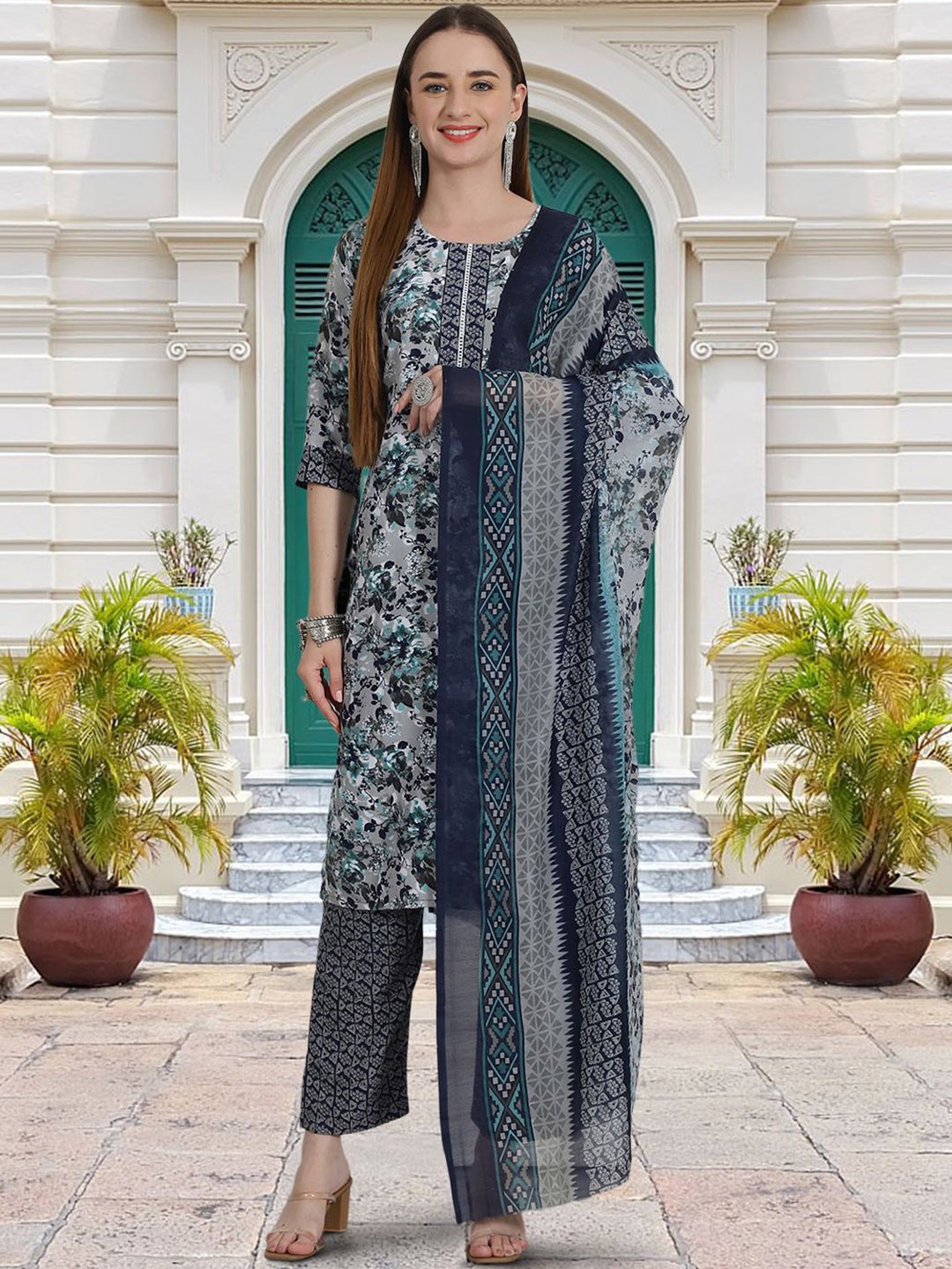

Moda Rapido Floral Printed Round Neck Straight Kurta With Trouser And Dupatta, Blue