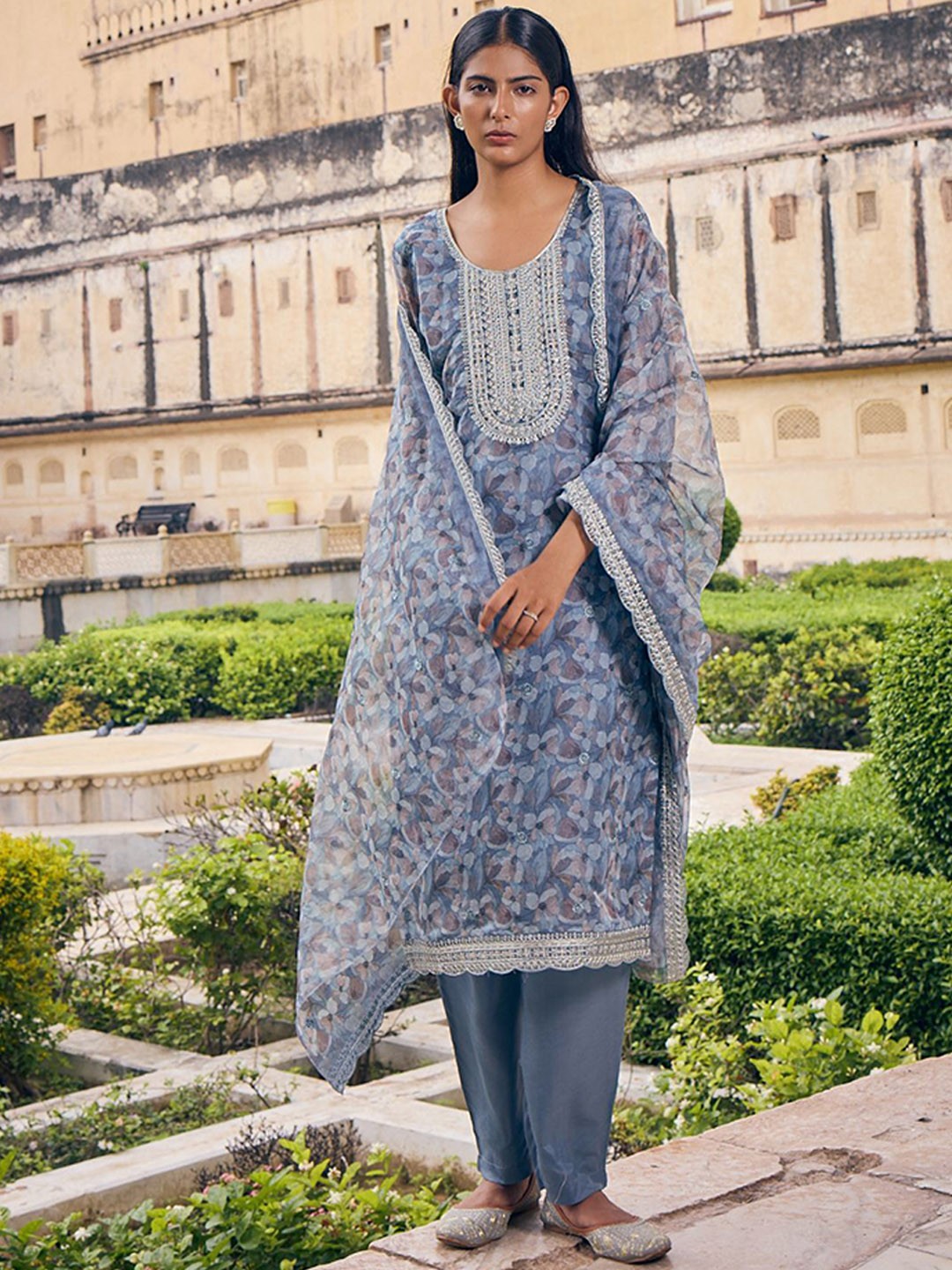 

VIRICA Women Floral Embroidered Regular Chikankari Kurta with Trousers & With Dupatta, Blue
