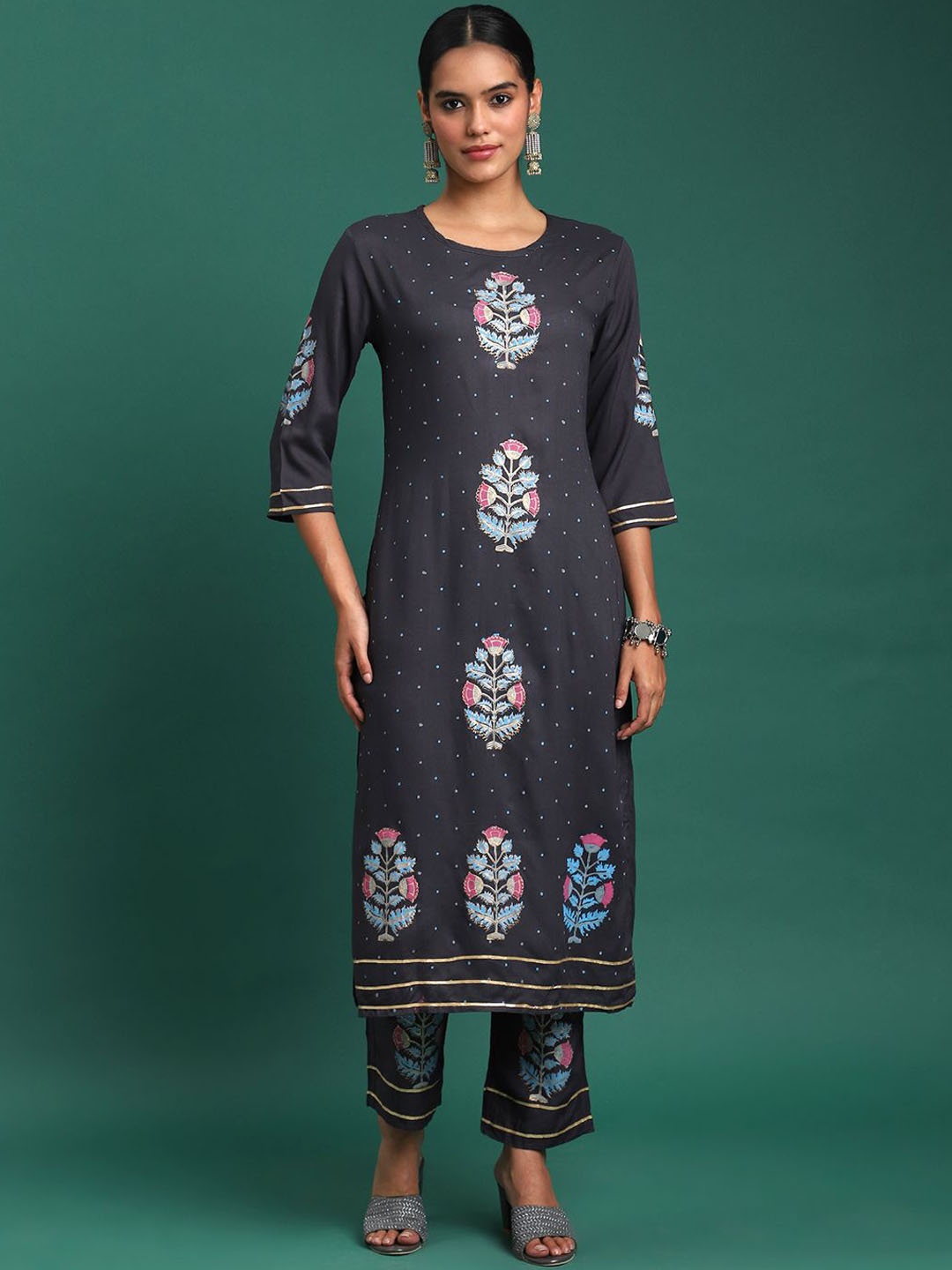 

Sangria Grey Floral Printed Sequinned Straight Kurta With Trousers