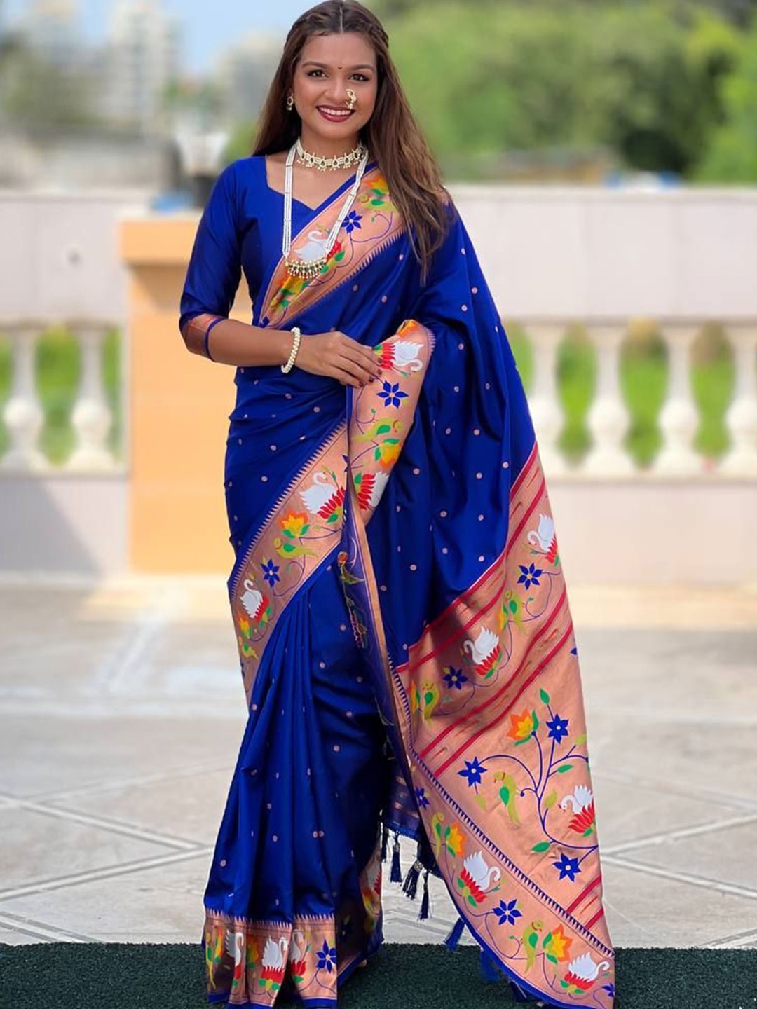 

Kriyansh Woven Design Banarasi Saree, Blue