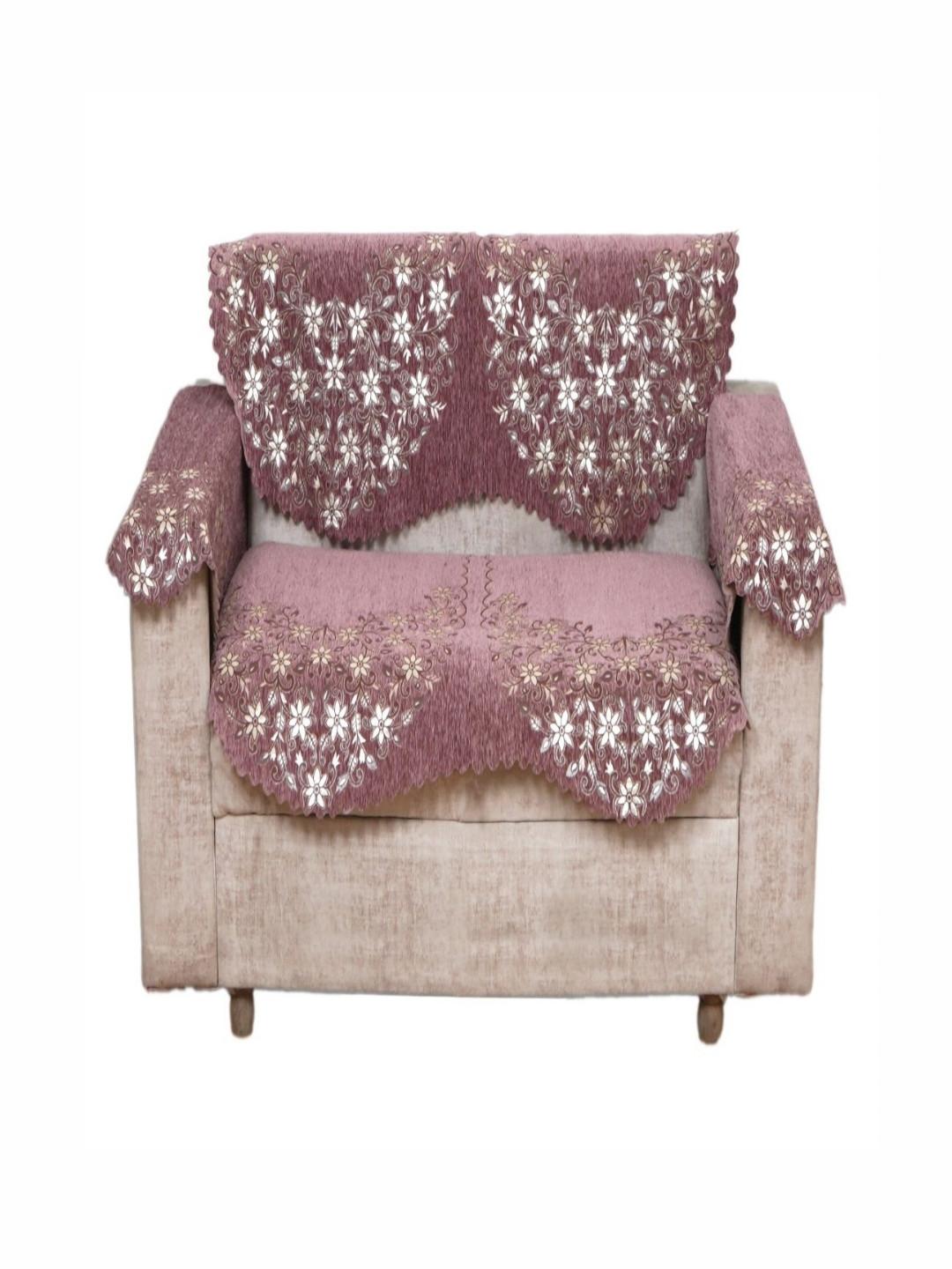 

Fashion Throw Pink & White Printed Jacquard 4 Piece Sofa Cover With Arms