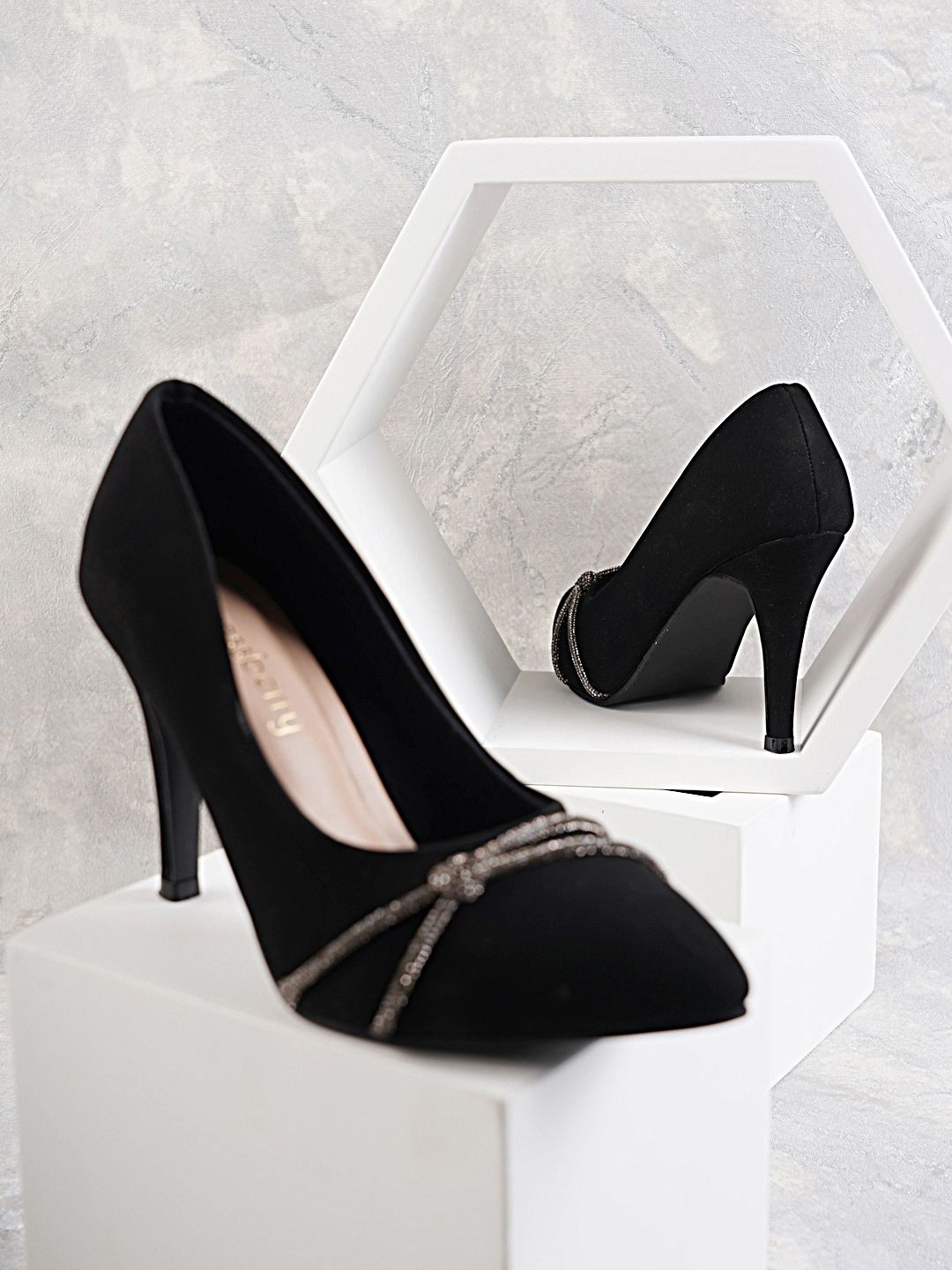 

DressBerry Velvet Party Slim Heeled Pumps, Black