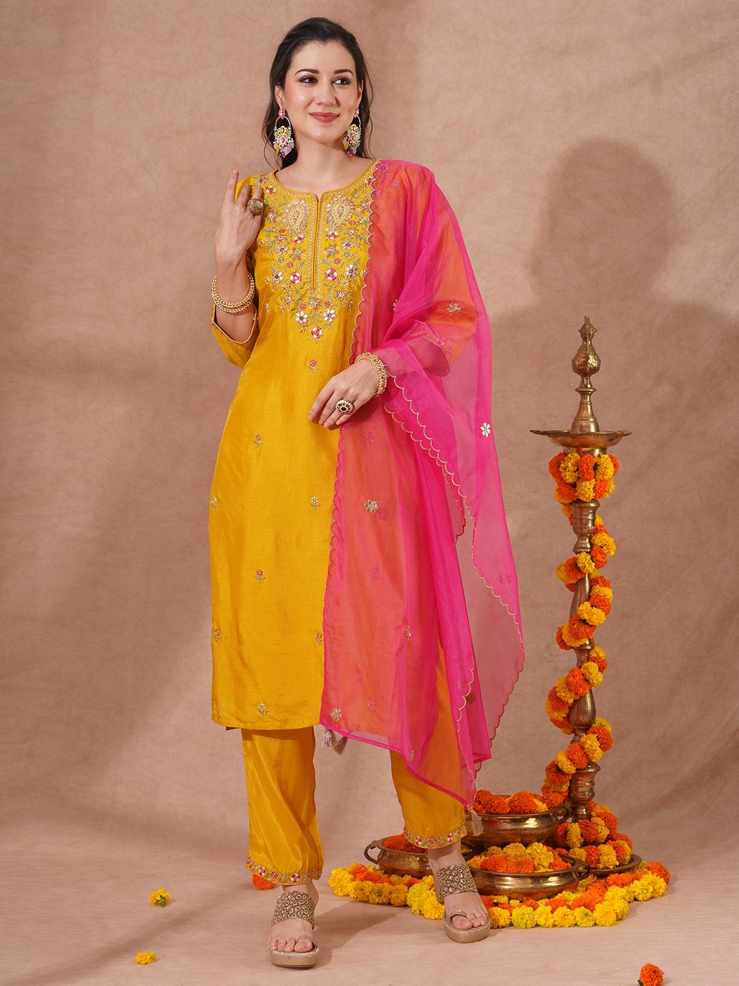 

FASHOR Gotta Patti Notch Neck Straight Kurta With Trousers And Dupatta, Mustard