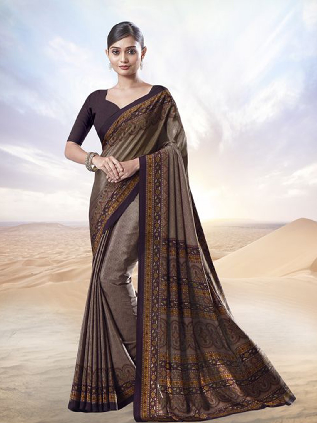 

Jaanvi Floral Pure Crepe Saree, Brown