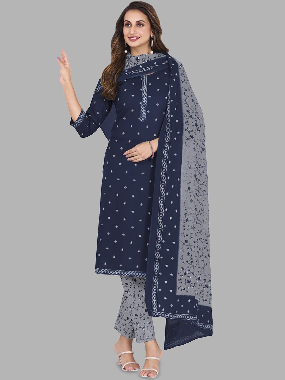 

Simmu Women Printed Regular Pure Cotton Kurta with Churidar & With Dupatta, Blue