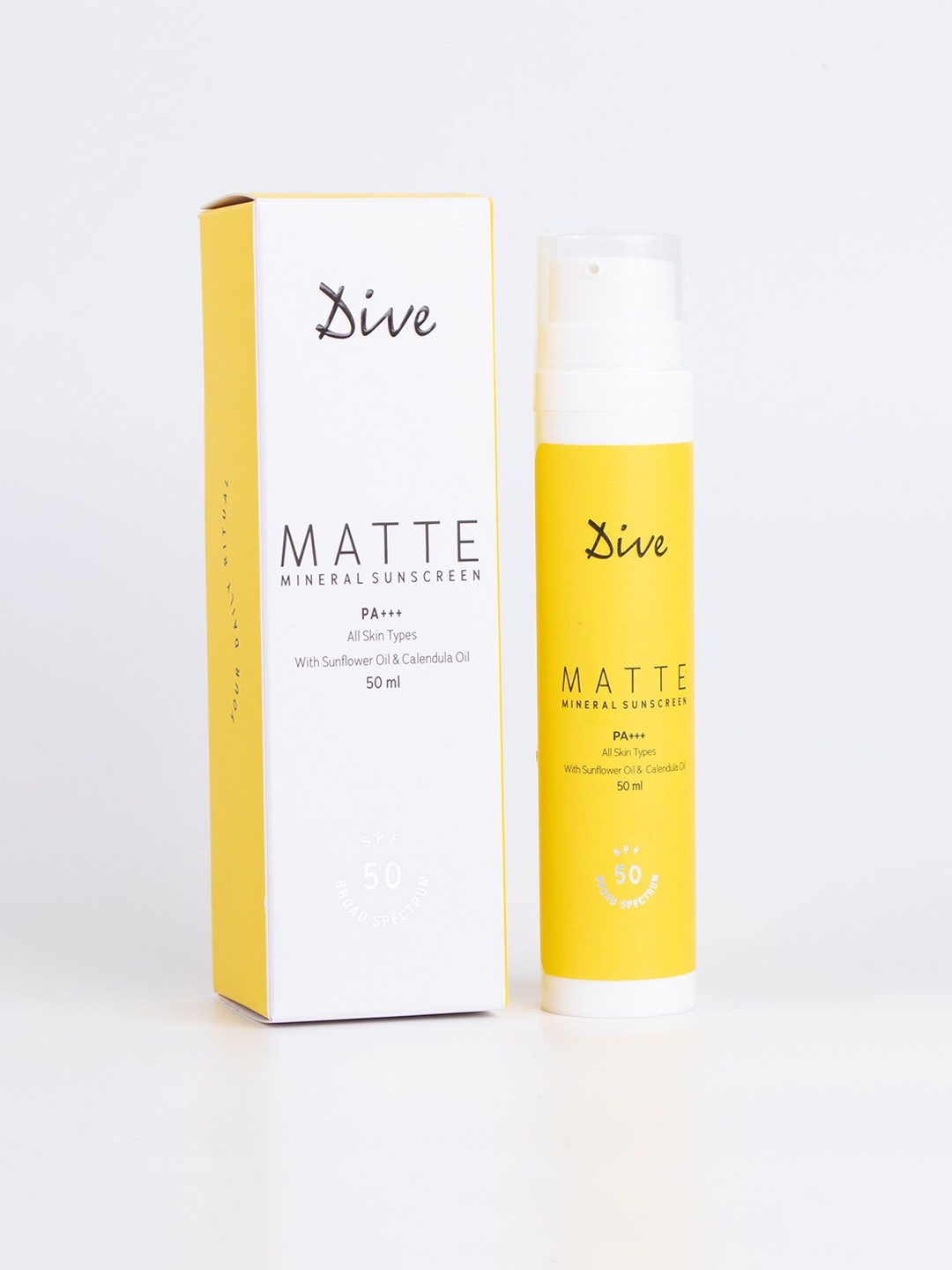 

Dive Matte Mineral Sunscreen SPF 50 PA+++ With Sunflower & Calendula Oil - 50 ml, White