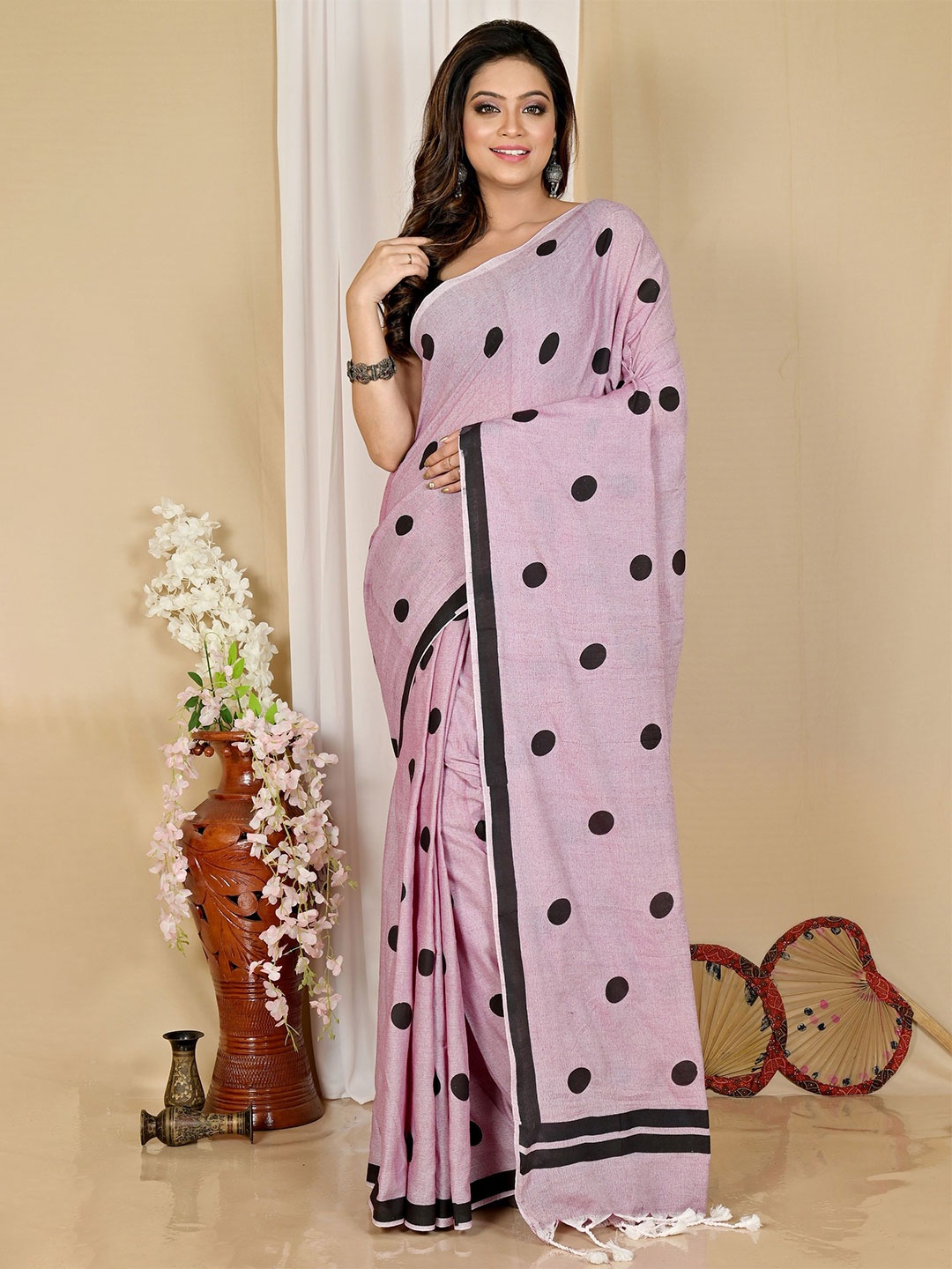 

DipDiya Women Polka Dots Pure Cotton Taant Saree, Purple