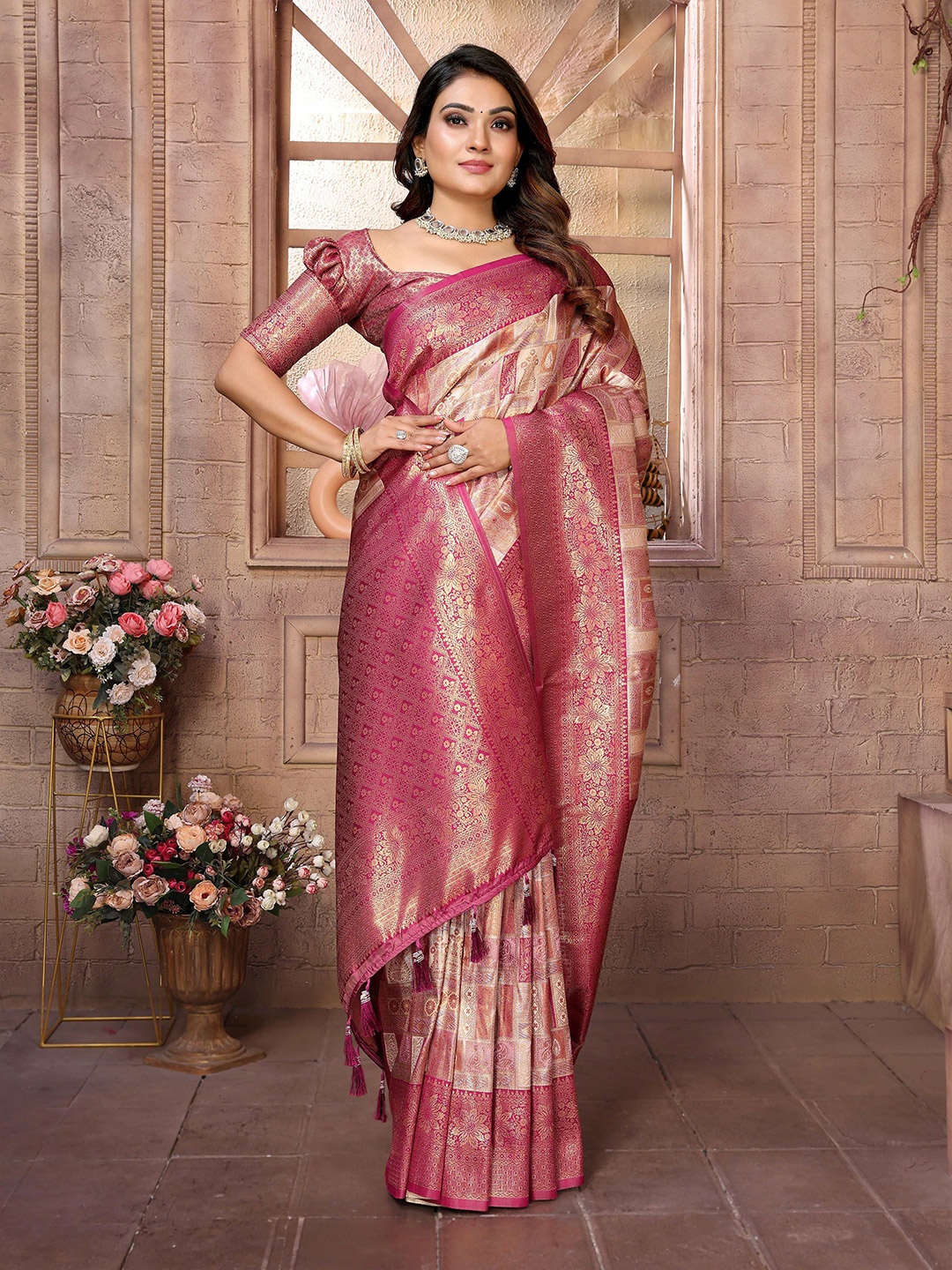 

Vintro Woven Design Pure Silk Designer Banarasi Saree, Cream