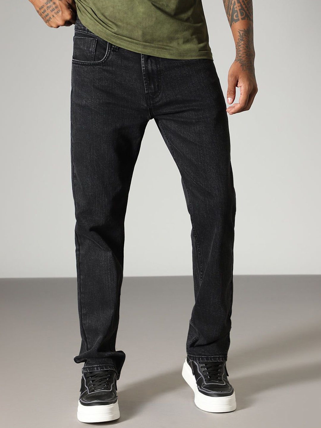 

Banana Club Men Straight Fit Stretchable Jeans, Black