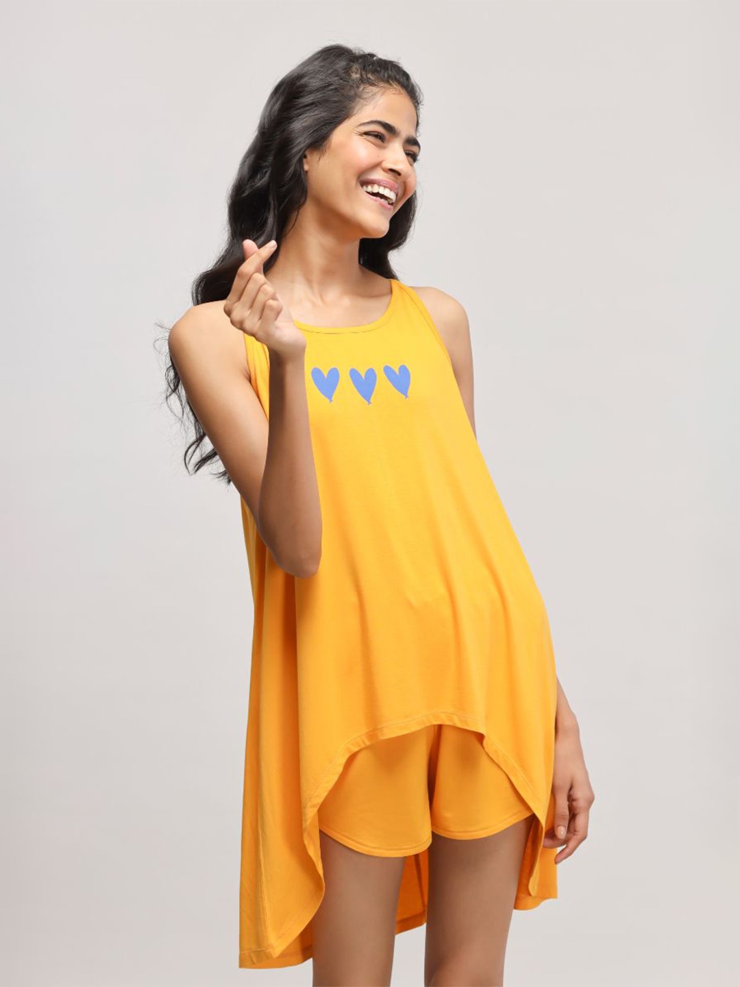 

necesera Women Printed Round Neck Longline Top, Yellow
