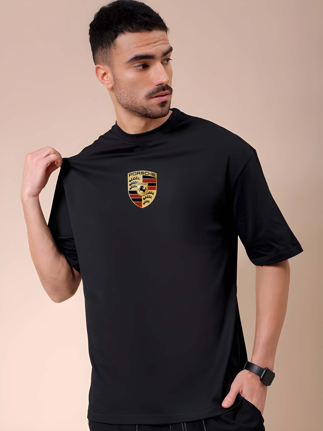 

BOWLIFESTYLE Men Graphic Printed Round Neck Cotton Oversized T-shirt, Black