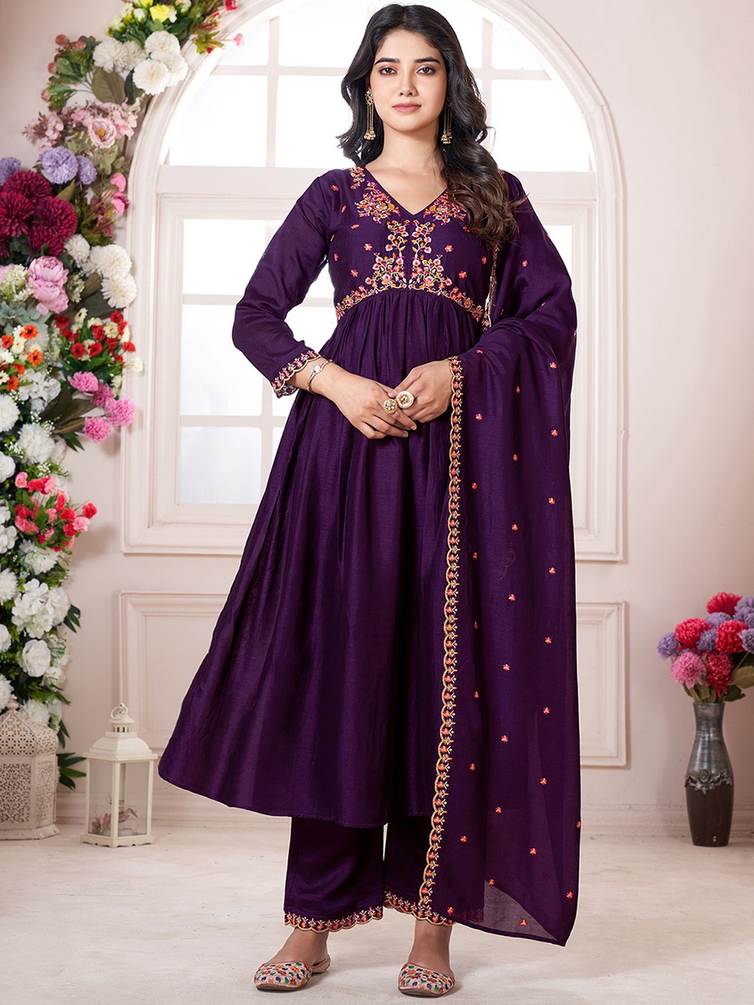 

KALINI Ethnic Motifs Embroidered Empire Style Anarkali Kurta With Trouser And Dupatta, Purple