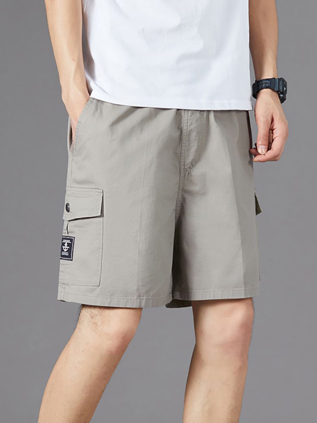 

StyleCast x Revolte Men Shorts, Grey