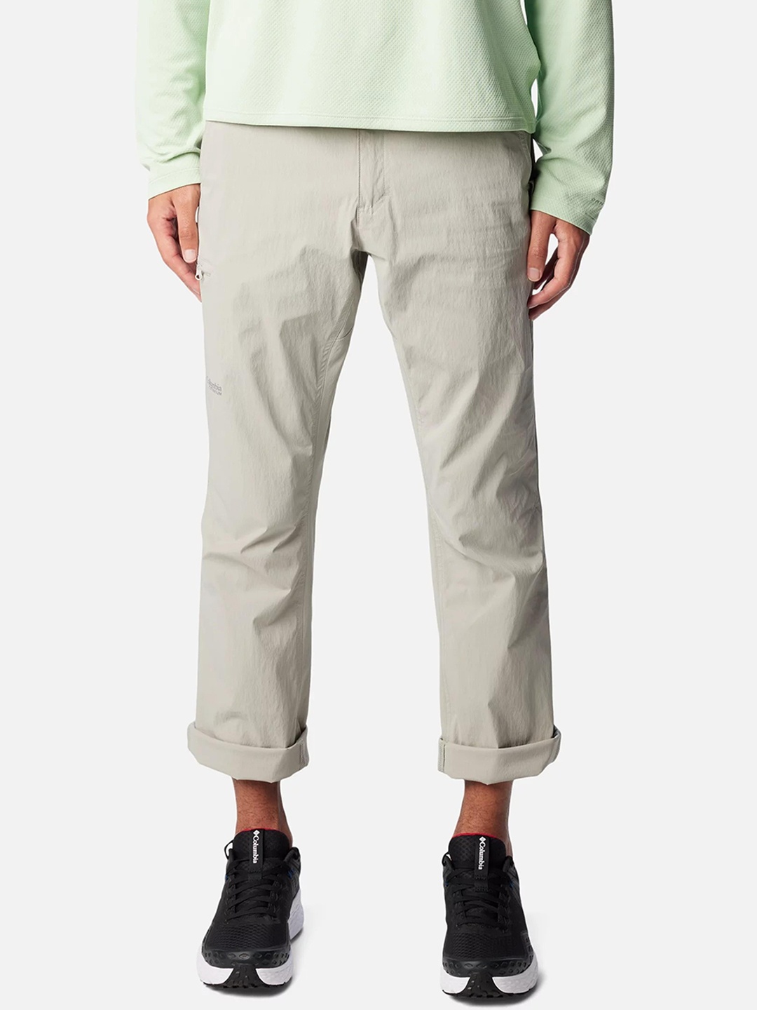 

Columbia Wanoga Men Omni-Shield Solid Mid Rise Lightweight Trousers, Grey