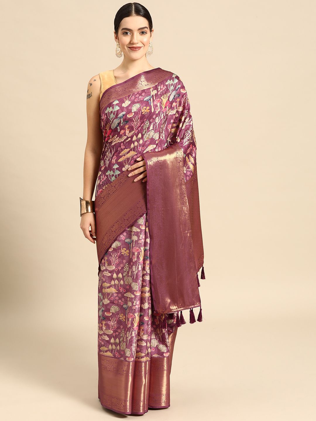 

DIVASTRI Silk Zari Woven Digital Print Kanchipuram Saree with Woven Border & Pallu, Purple