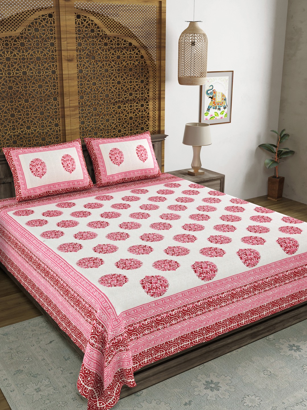 

Myntra Elegant Homes Pink & White White Printed 120 TC King King Bedsheet Set 2.18m x2.61m