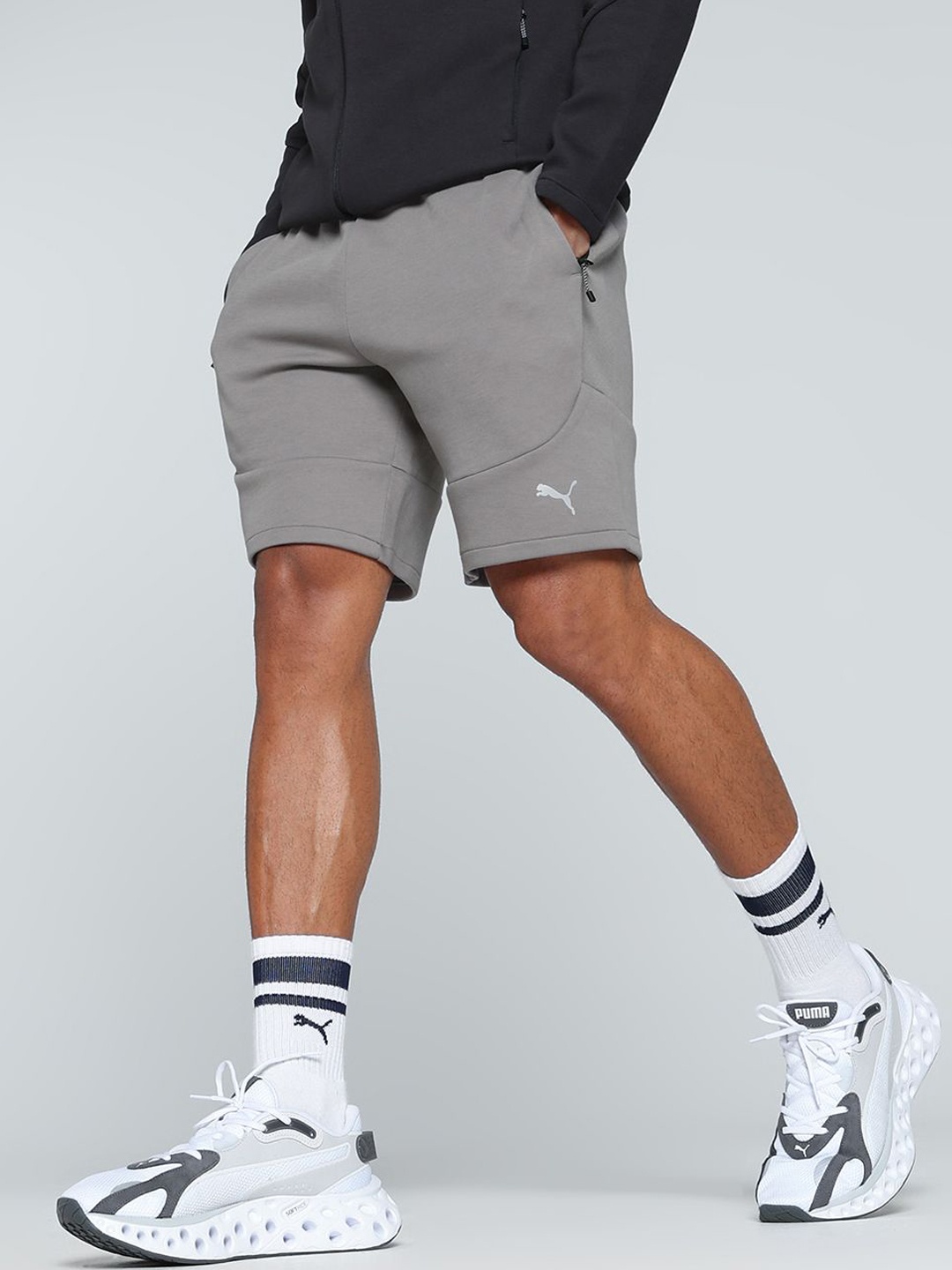 

Puma Evostripe Men Cotton Mid-Rise Shorts, Grey
