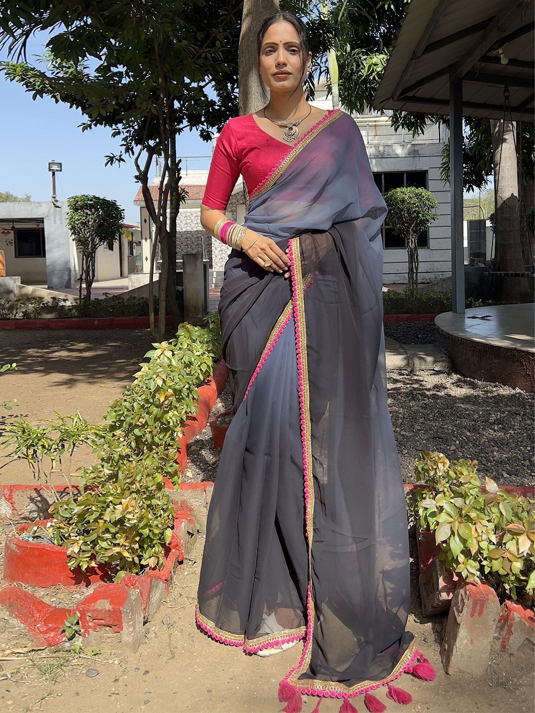 

A TO Z CART Ombre Printed Pure Georgette Saree, Grey