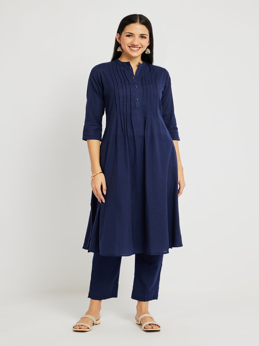 

Span Cotton Mandarin Collar A-Line Kurta, Blue
