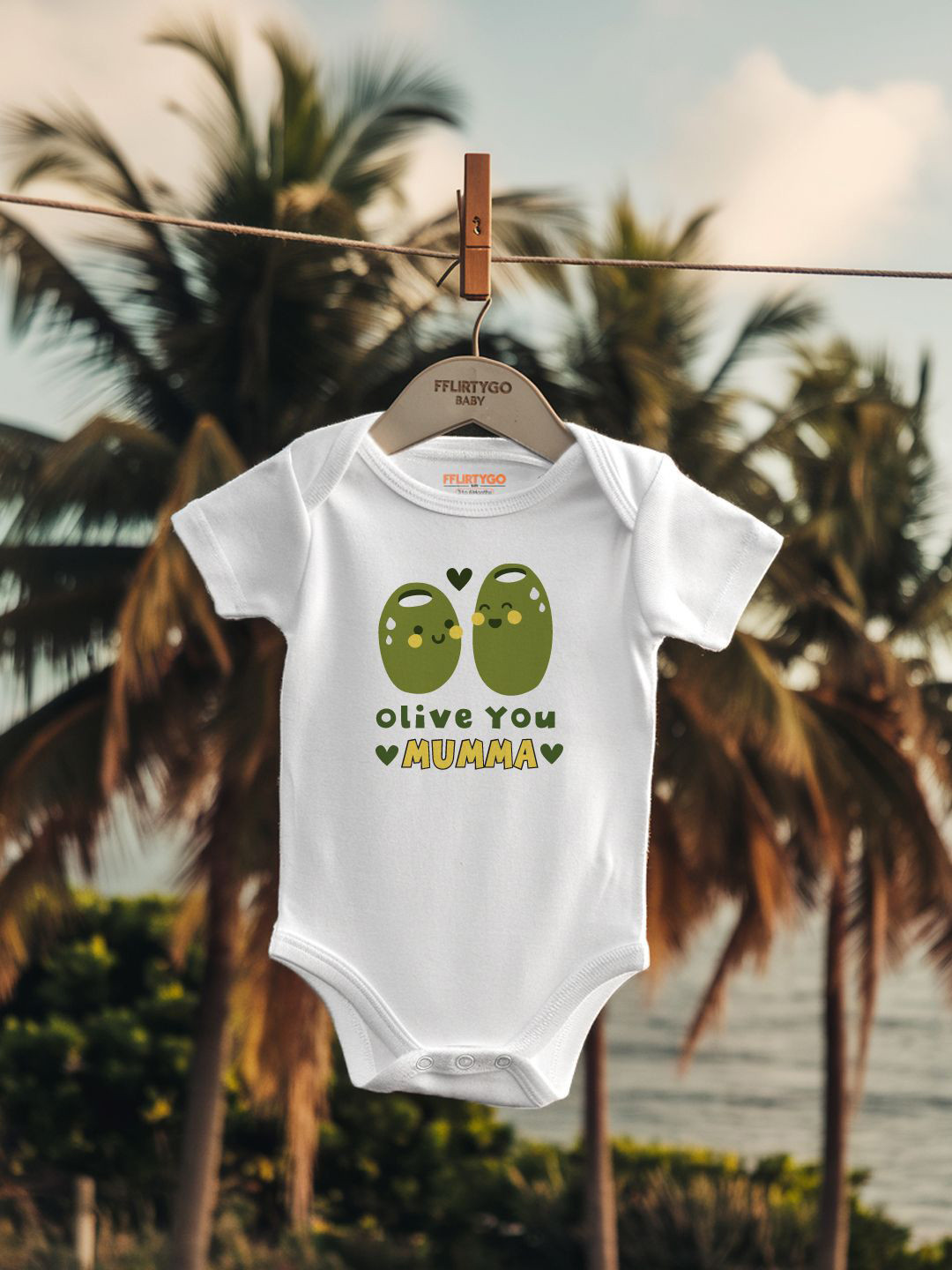 

FFLIRTYGO Infants Valentine Day Printed Cotton Bodysuit, White