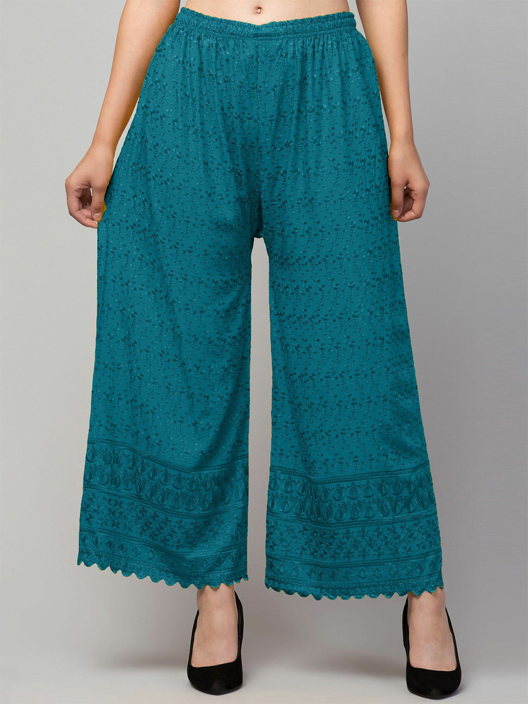 

FAMBEE Women Floral Embroidered Flared Knitted Palazzos, Green