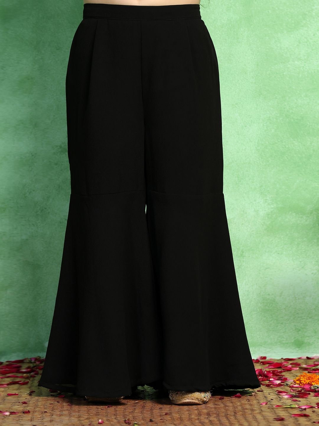 

BAESD Girls Printed Regular Kurta with Sharara, Black