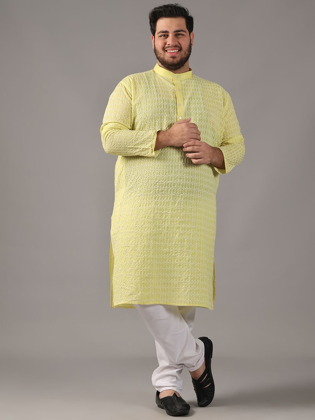 

SOJANYA PLUS Plus Size Men Ethnic Motifs Embroidered Pure Cotton Kurta With Pyjamas, Yellow