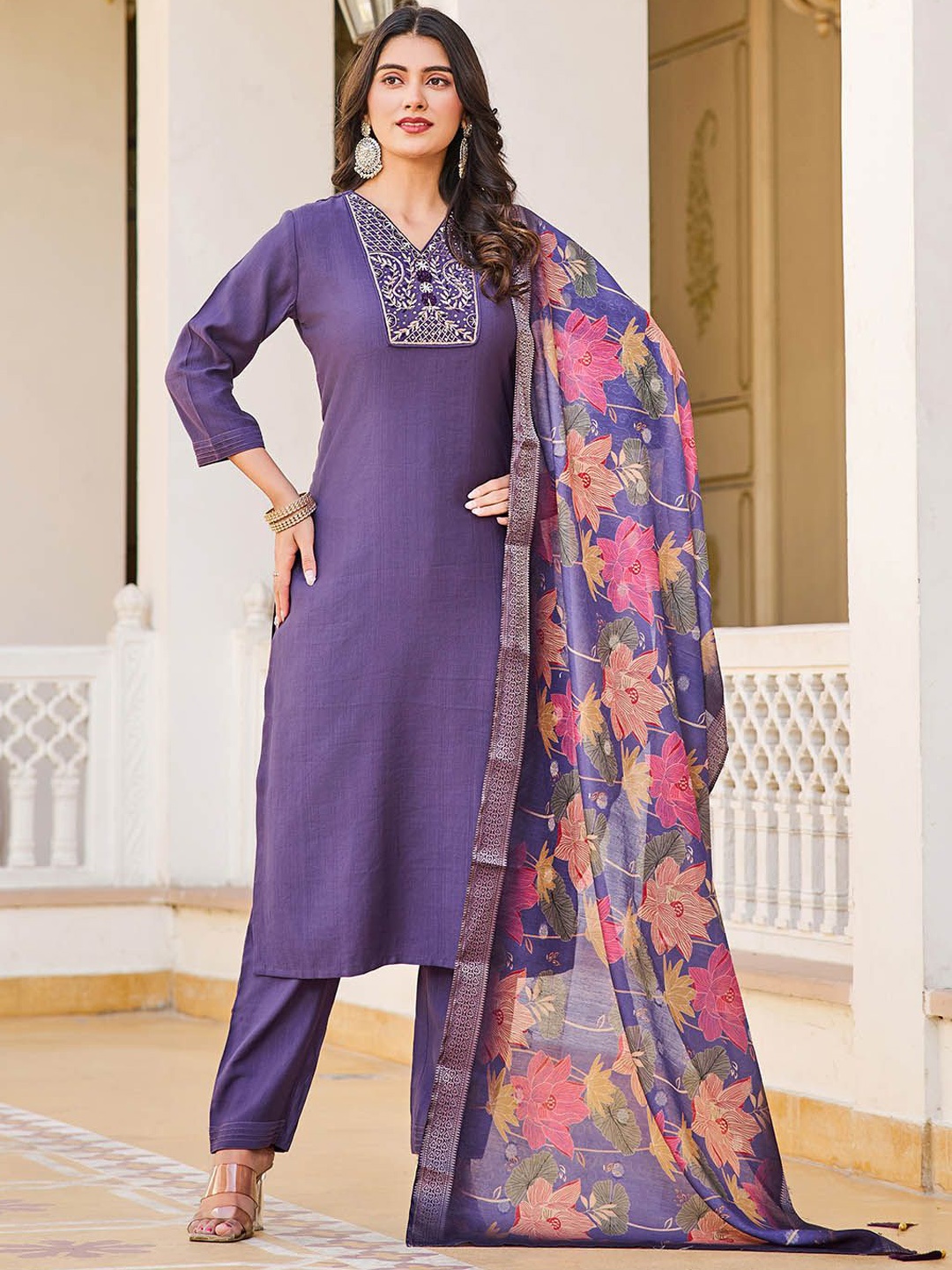 

Meena Bazaar Floral Embroidered V-Neck Sequinned Straight Kurta With Trouser & Dupatta, Purple