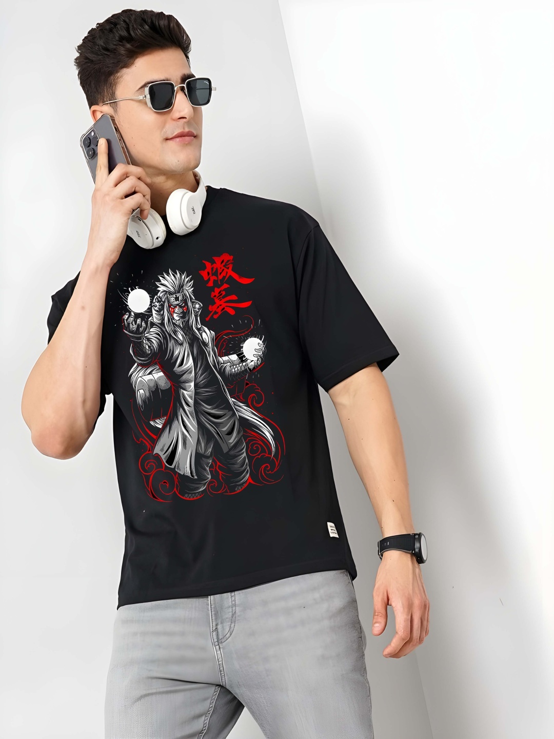 

BOWLIFESTYLE Men Graphic Printed Round Neck Cotton Oversized T-shirt, Black